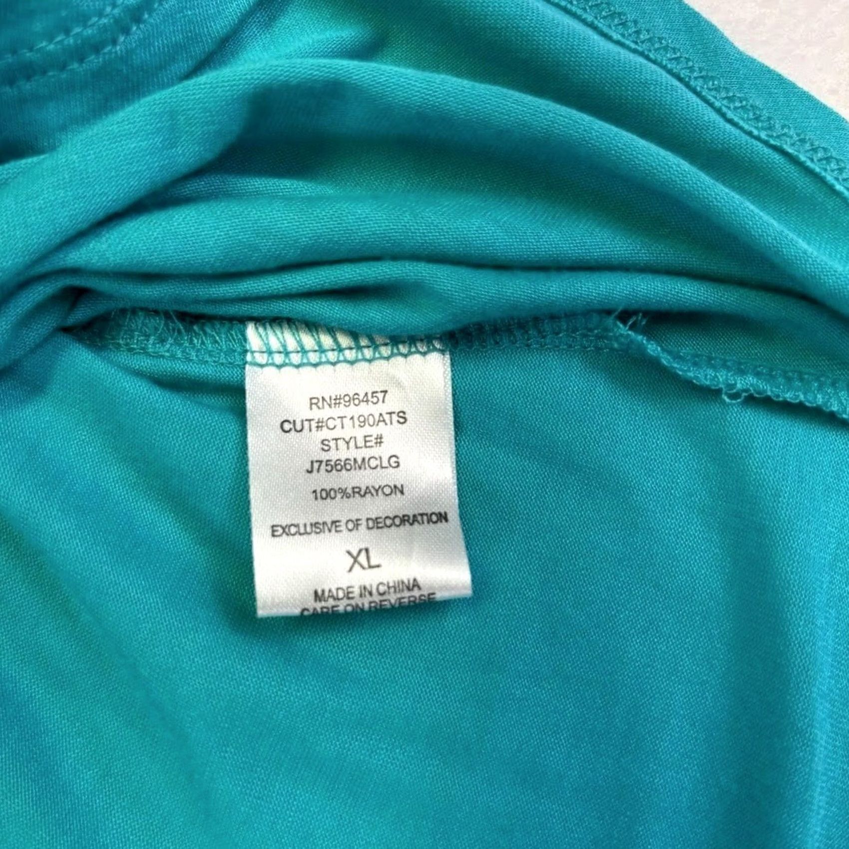 Vintage Eyeshadow Ruched Racerback Embroidered Tunic Turquoise Blue Size XL Tank Cami Womens V-Neckline Sleeveless Casual 100% Rayon Size XL / US 12-14 / IT 48-50 - 8 Thumbnail