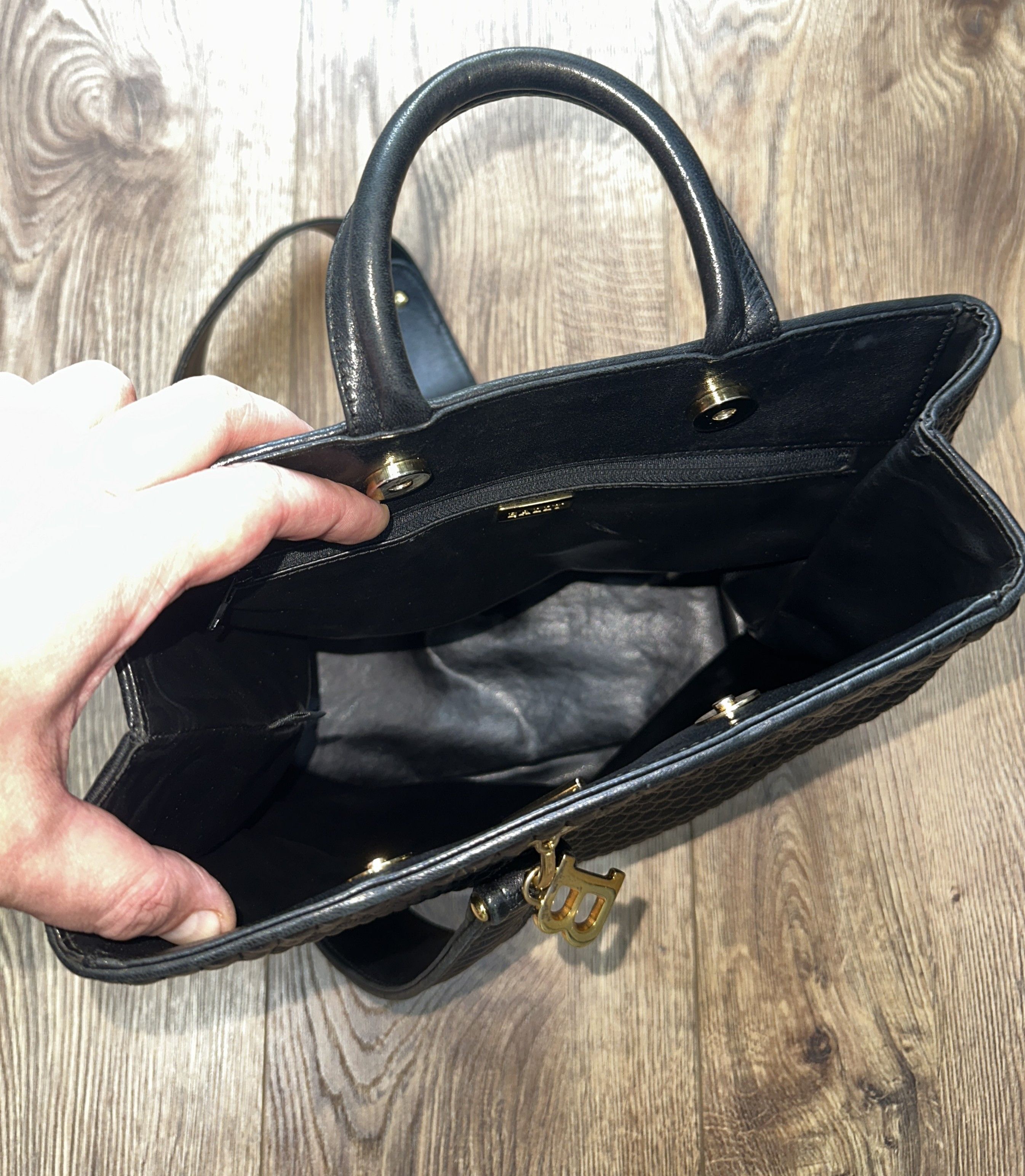 Bally BALLY Women's Bucket Bag Backpack Made In Switzerland Size ONE SIZE - 12 Thumbnail