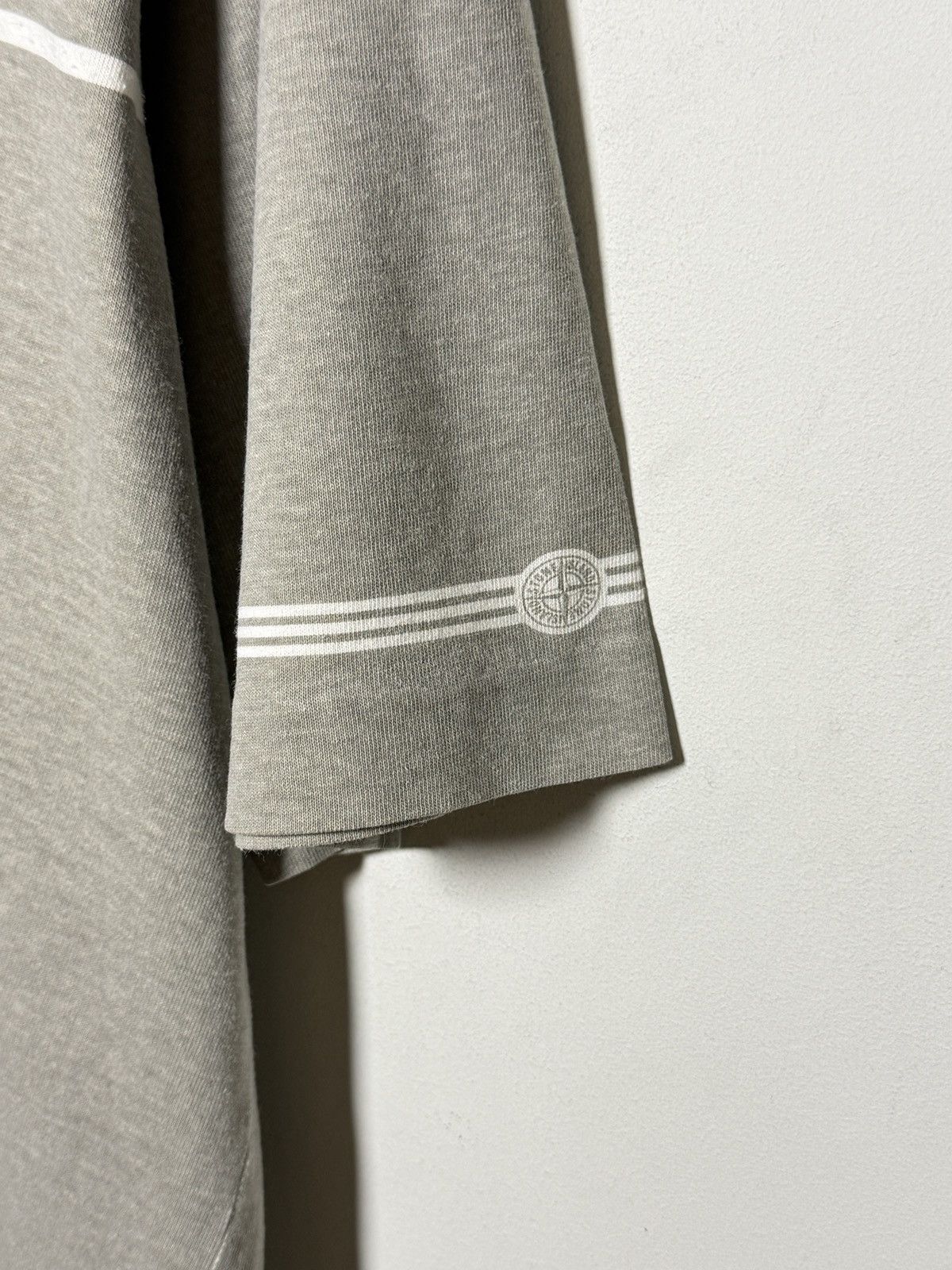 Stone Island stone island y2k logo polo Size US L / EU 52-54 / 3 - 4 Thumbnail