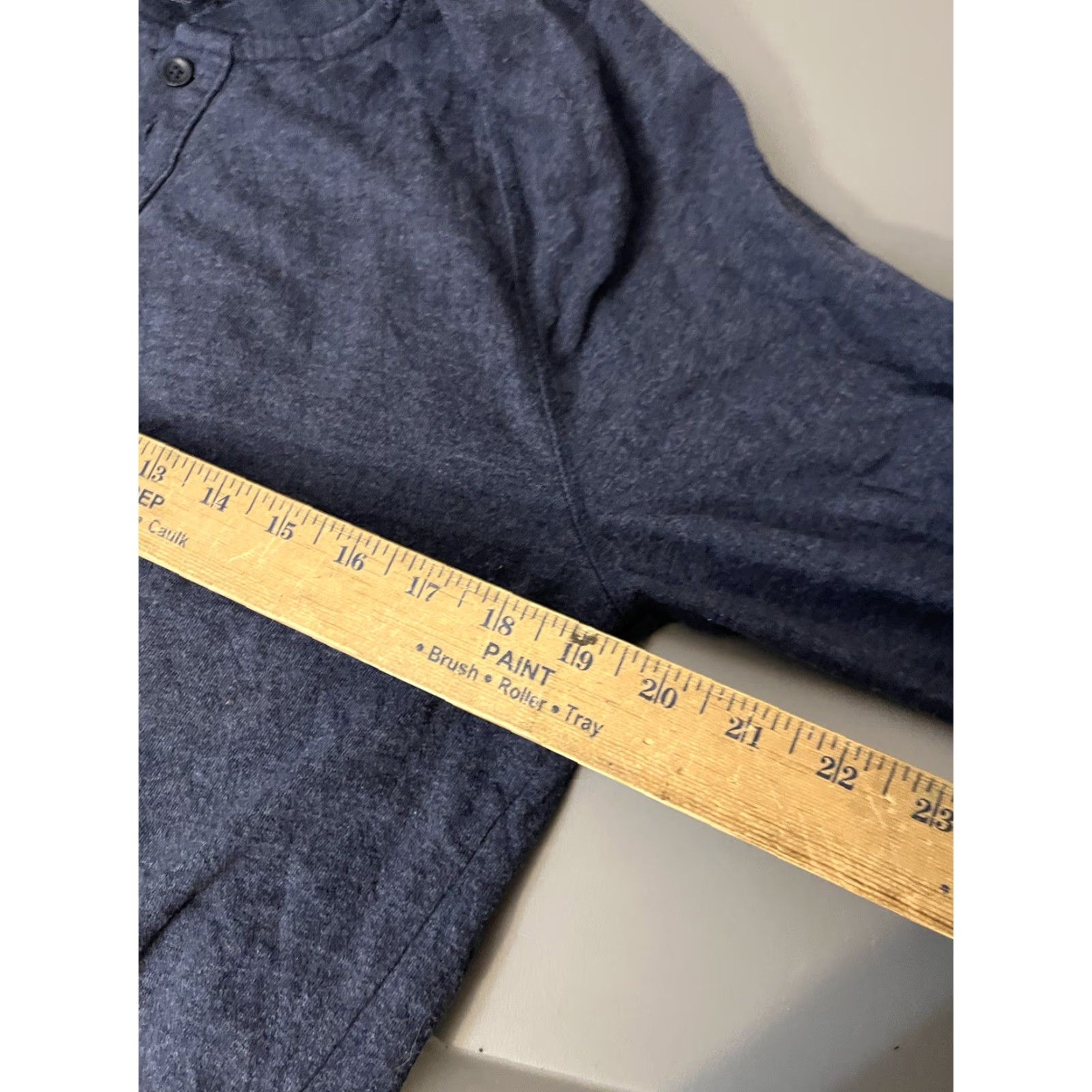 Gap VINTAGE Gap Henley Shirt Mens Large Charcoal Navy Blue Pullover Crew Neck Long Sleeve L Size US L / EU 52-54 / 3 - 5 Thumbnail