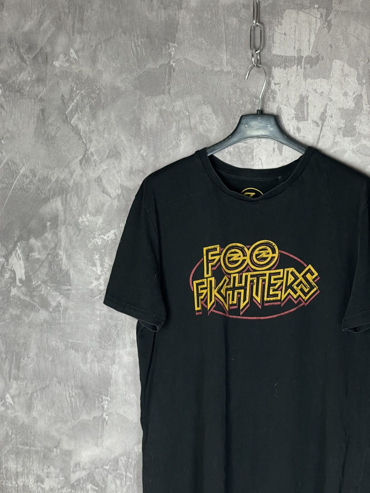 Band Tees × Vintage Vintage Foo Fighters Band Faded T-Shirt Size US M / EU 48-50 / 2 - 3 Thumbnail
