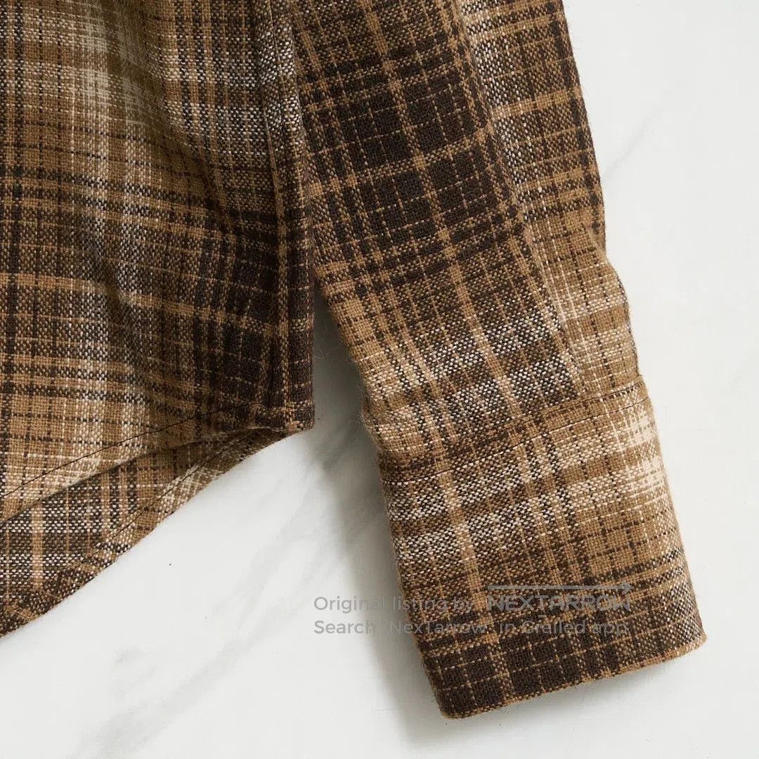 Saint Laurent Paris Saint Laurent Men's Plaid Long-Sleeve Shirt. Size US M / EU 48-50 / 2 - 4 Thumbnail