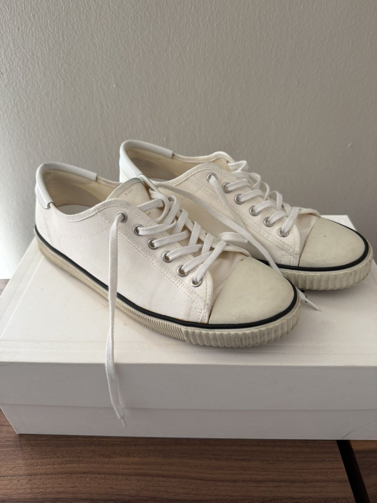 CELINE - WHITE LOW SNEAKERS - HEDI SLIMANE