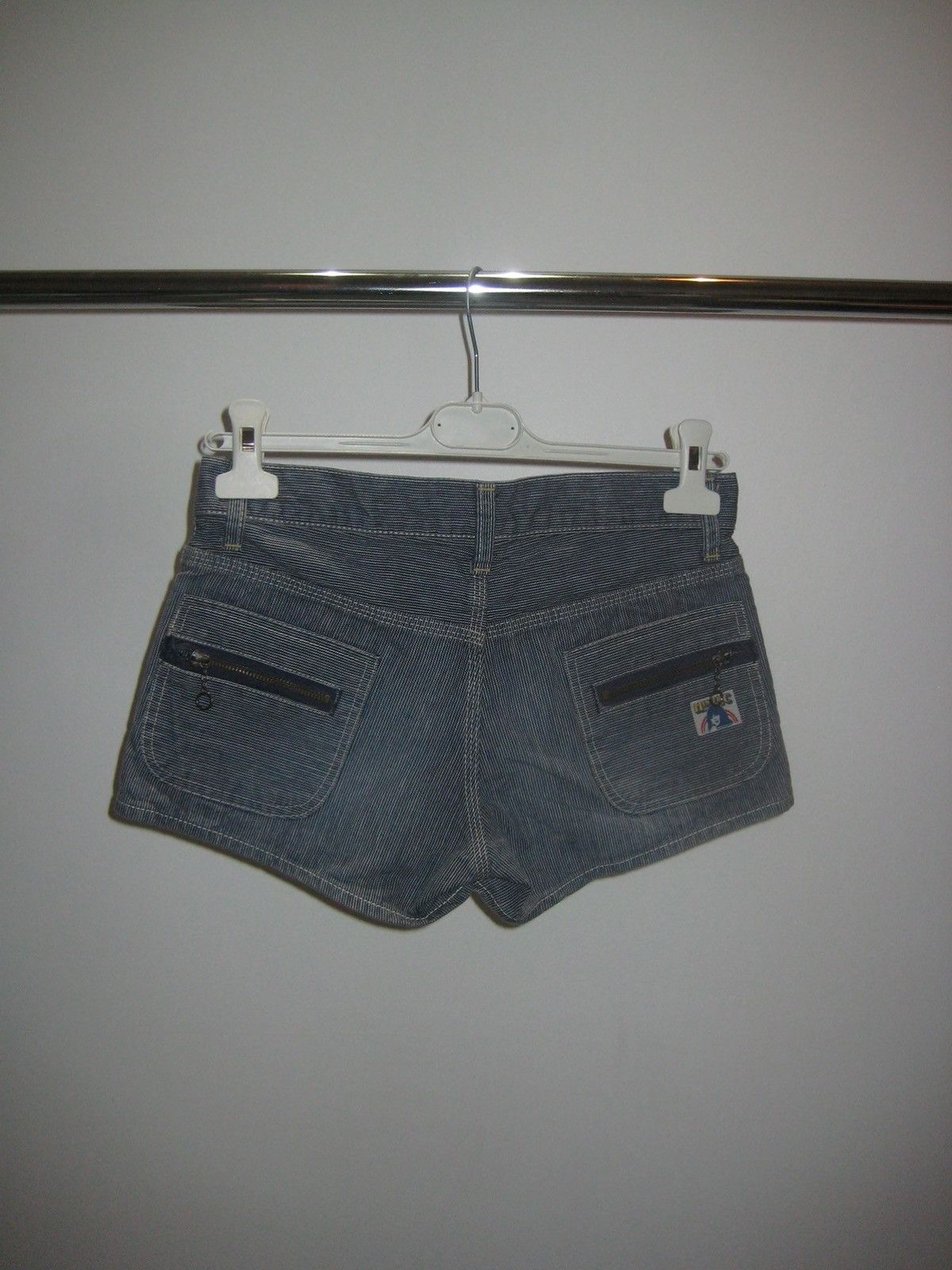 Hysteric Glamour Hysteric Glamour Pinstripe Denim Shorts Size 28" / US 6 / IT 42 - 3 Thumbnail