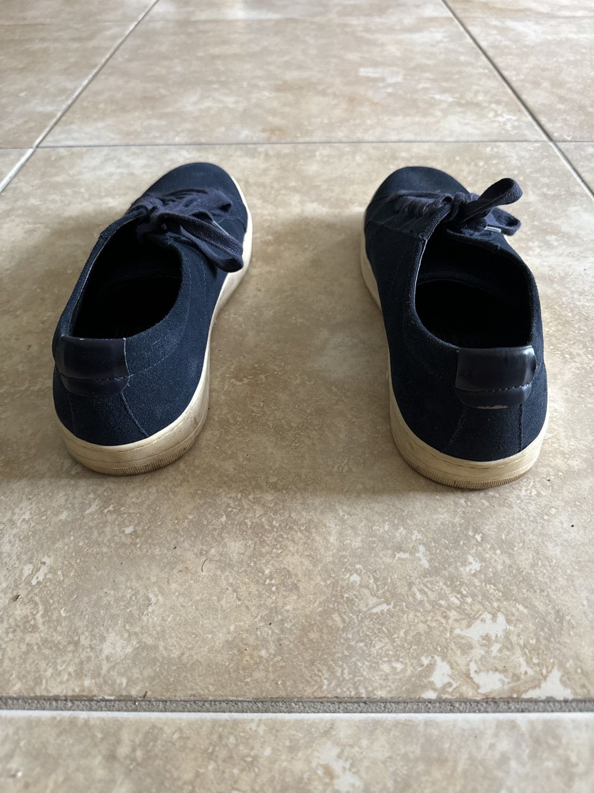 Vince Low Top Suede Sneakers Size US 8.5 / EU 41-42 - 2 Thumbnail