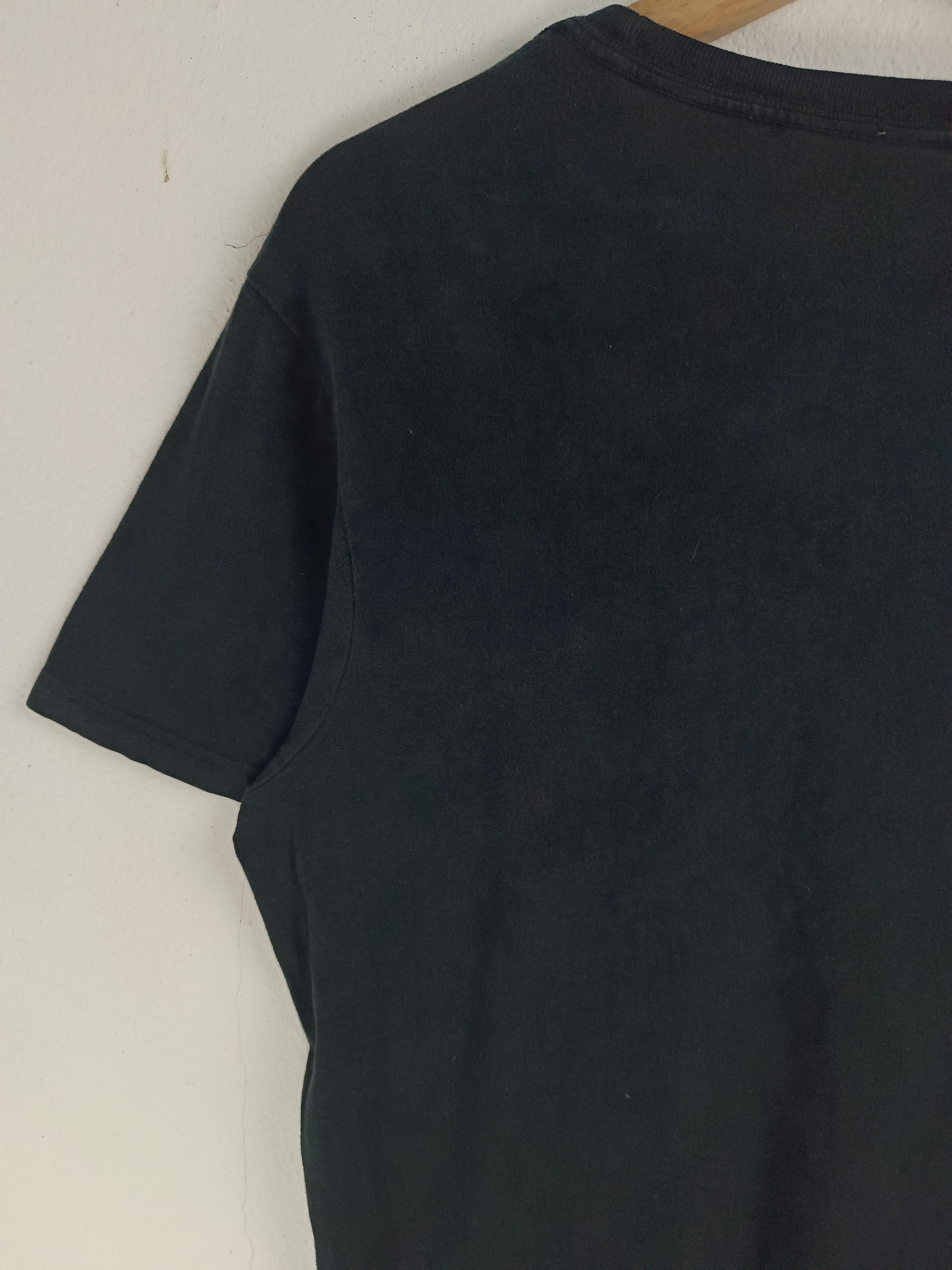 Anime VINTAGE TOKYO GHOUL KANEKI JAPAN RELEASE TEE berserk seraph Size US S / EU 44-46 / 1 - 12 Thumbnail