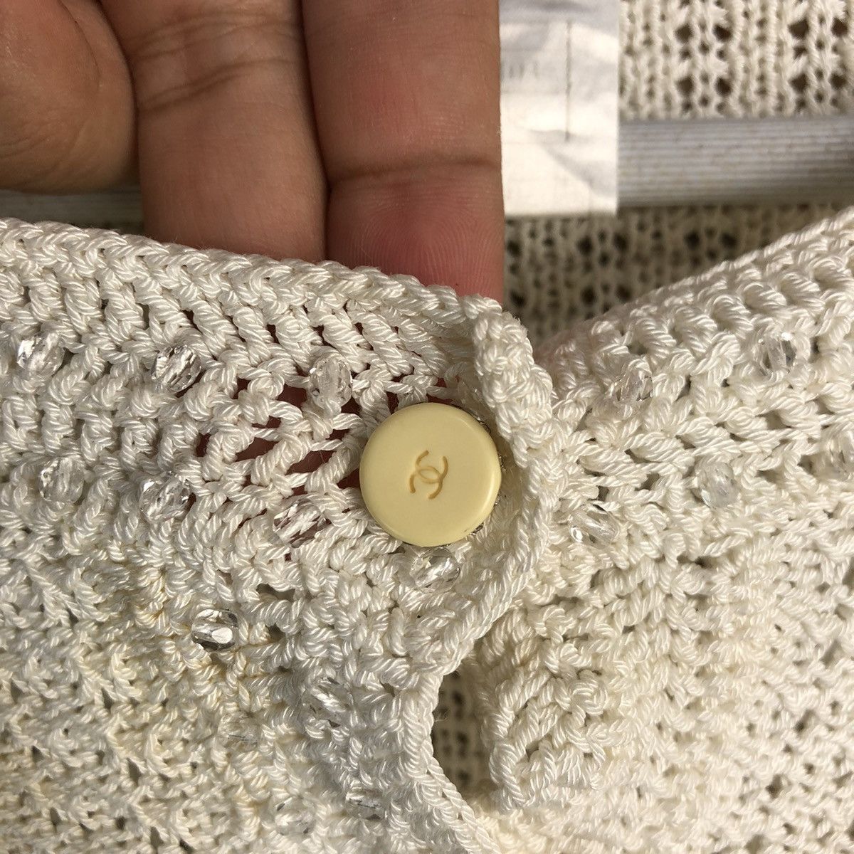 Chanel DL Chanel vintage crochet White Knitwear #A1717 Size XS / US 0-2 / IT 36-38 - 9 Thumbnail