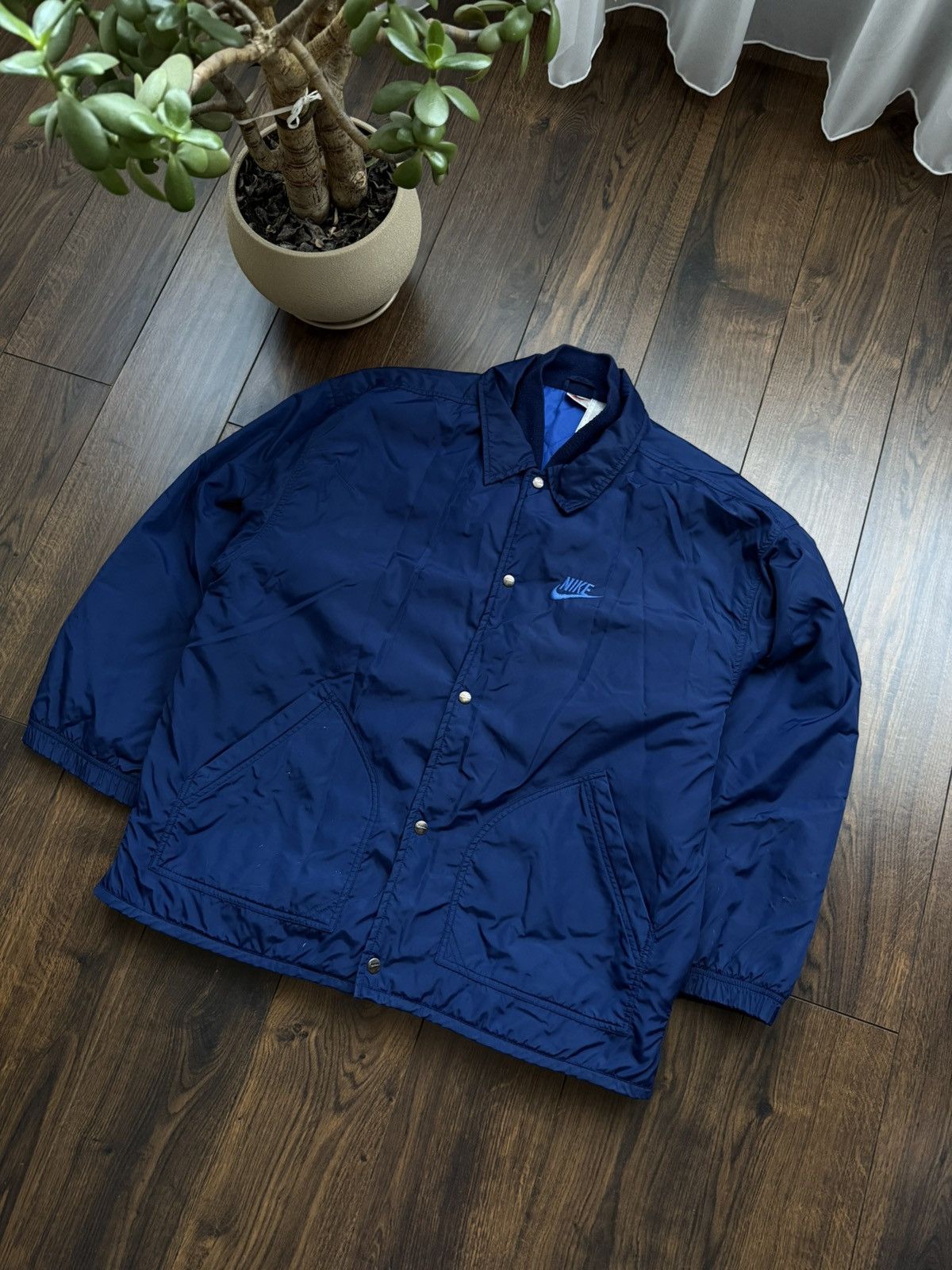 Nike Vintage Nike jacket coach big logo size L Size US L / EU 52-54 / 3 - 1 Thumbnail