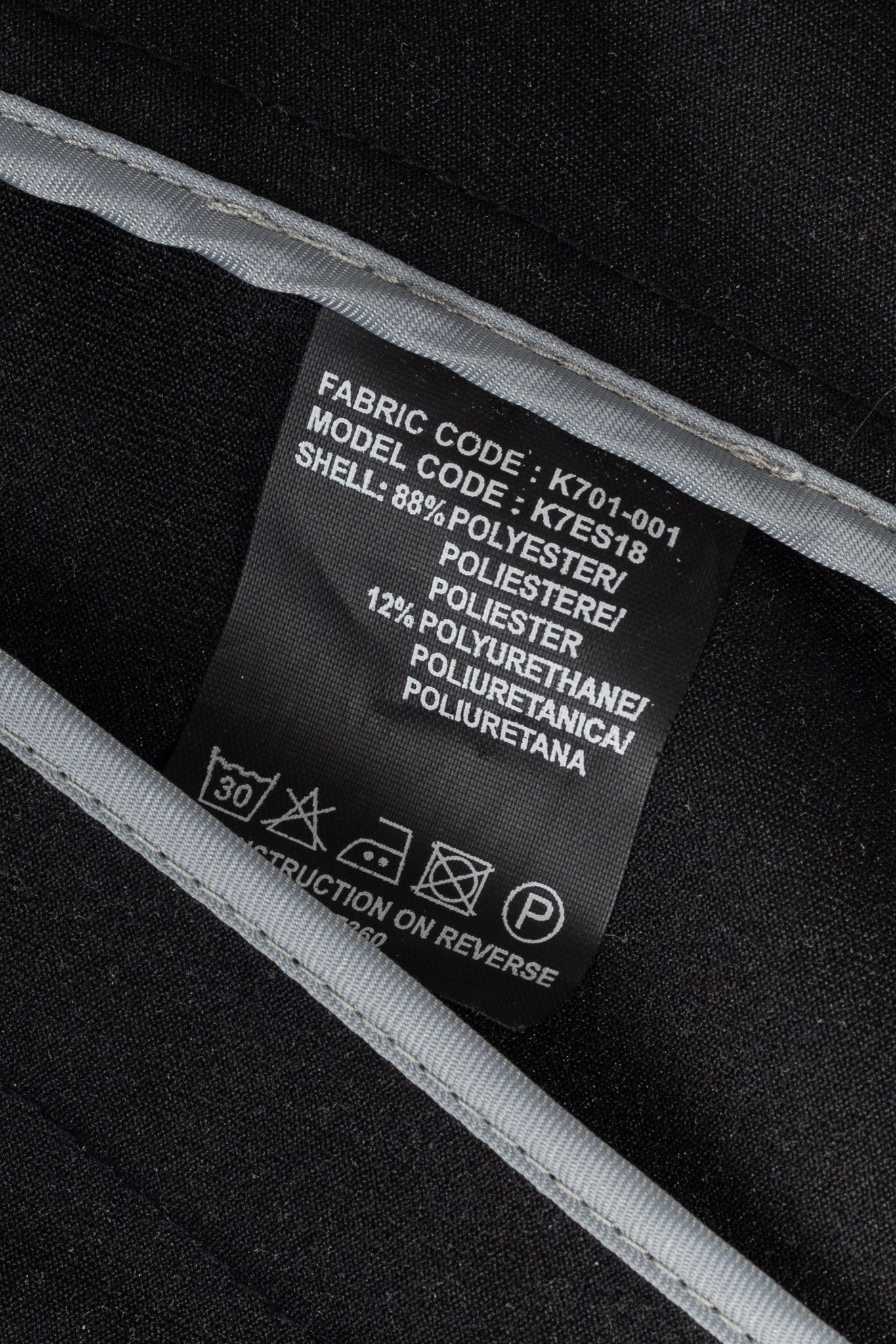 Armani Collezioni Armani Collezioni Black Water-Repellent Hidden-Hood Jacket Size US XL / EU 56 / 4 - 12 Thumbnail