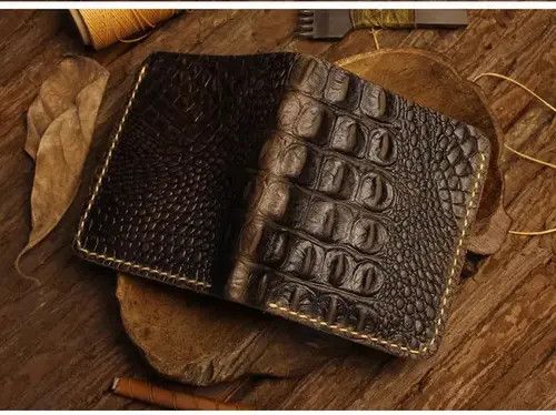 Japanese Brand × Leather Handmade Crocodile Pattern Short Wallet Size ONE SIZE - 4 Thumbnail