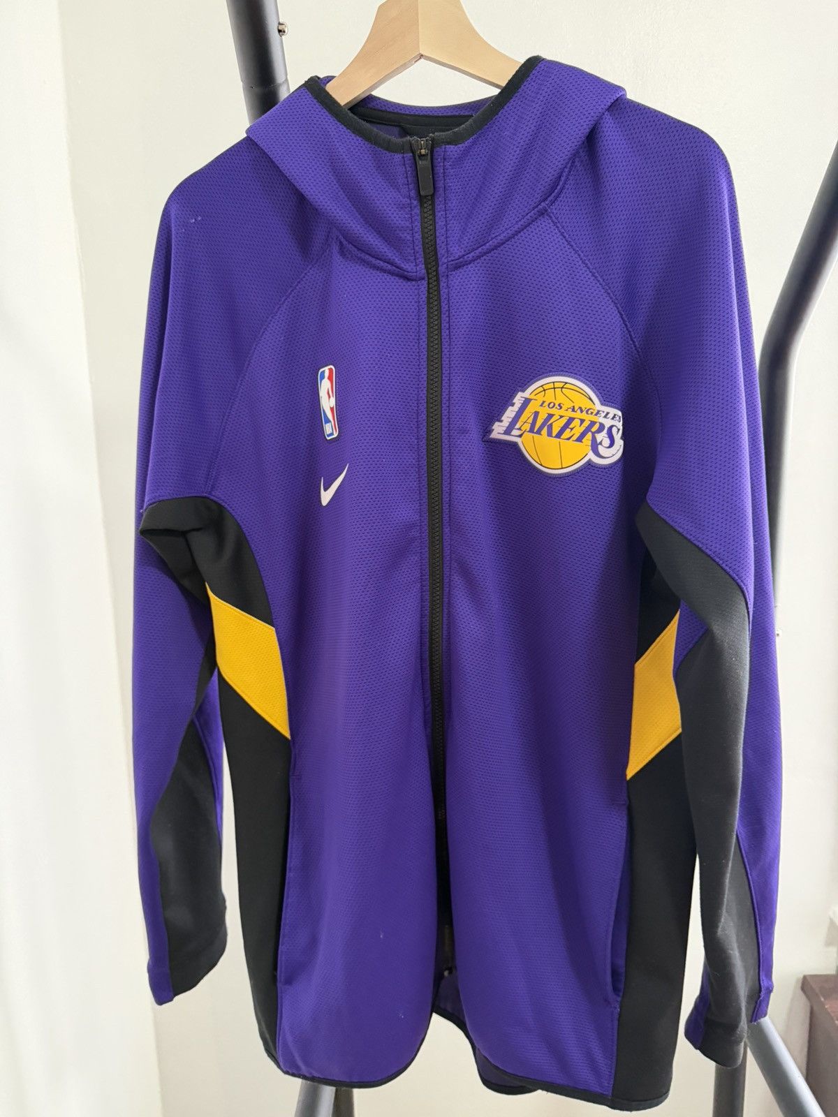 Nike Lakers Warm up Jacket Size US L / EU 52-54 / 3 - 1 Thumbnail