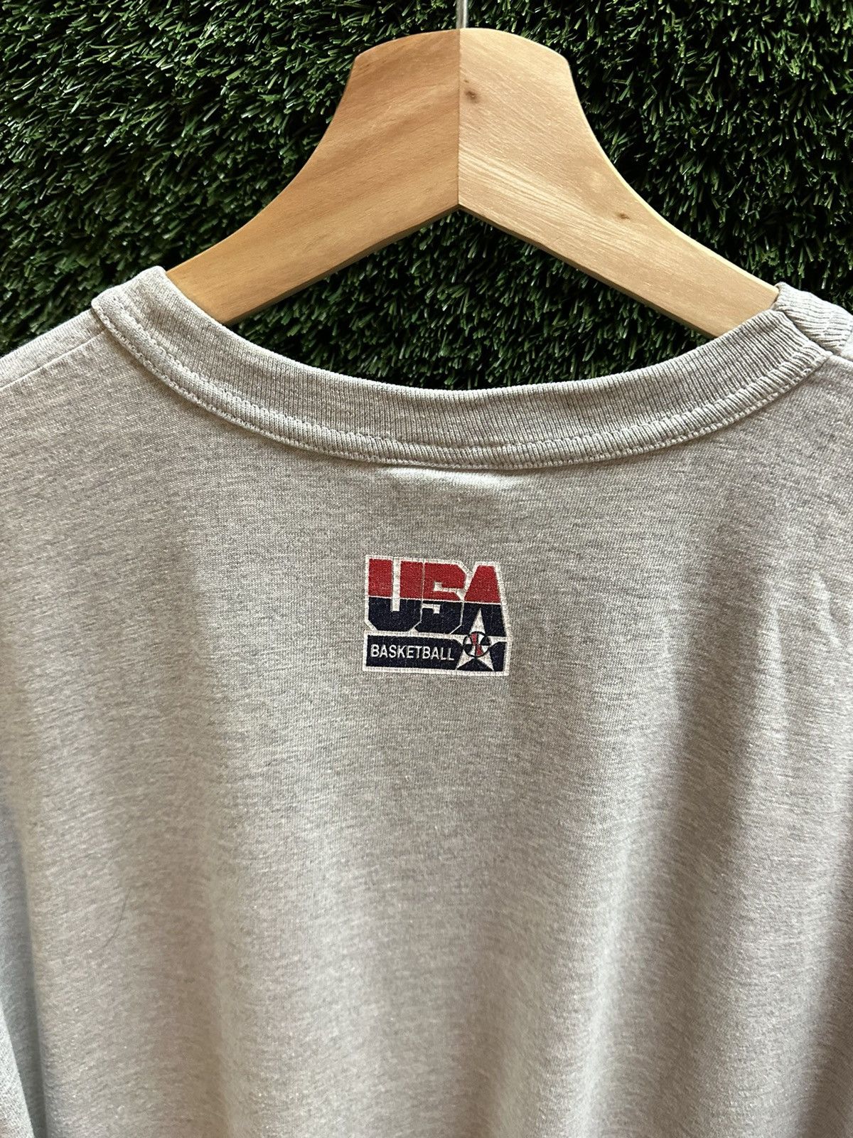 Vintage Vintage Champion USA Basketball T-shirt Large Size US L / EU 52-54 / 3 - 5 Thumbnail