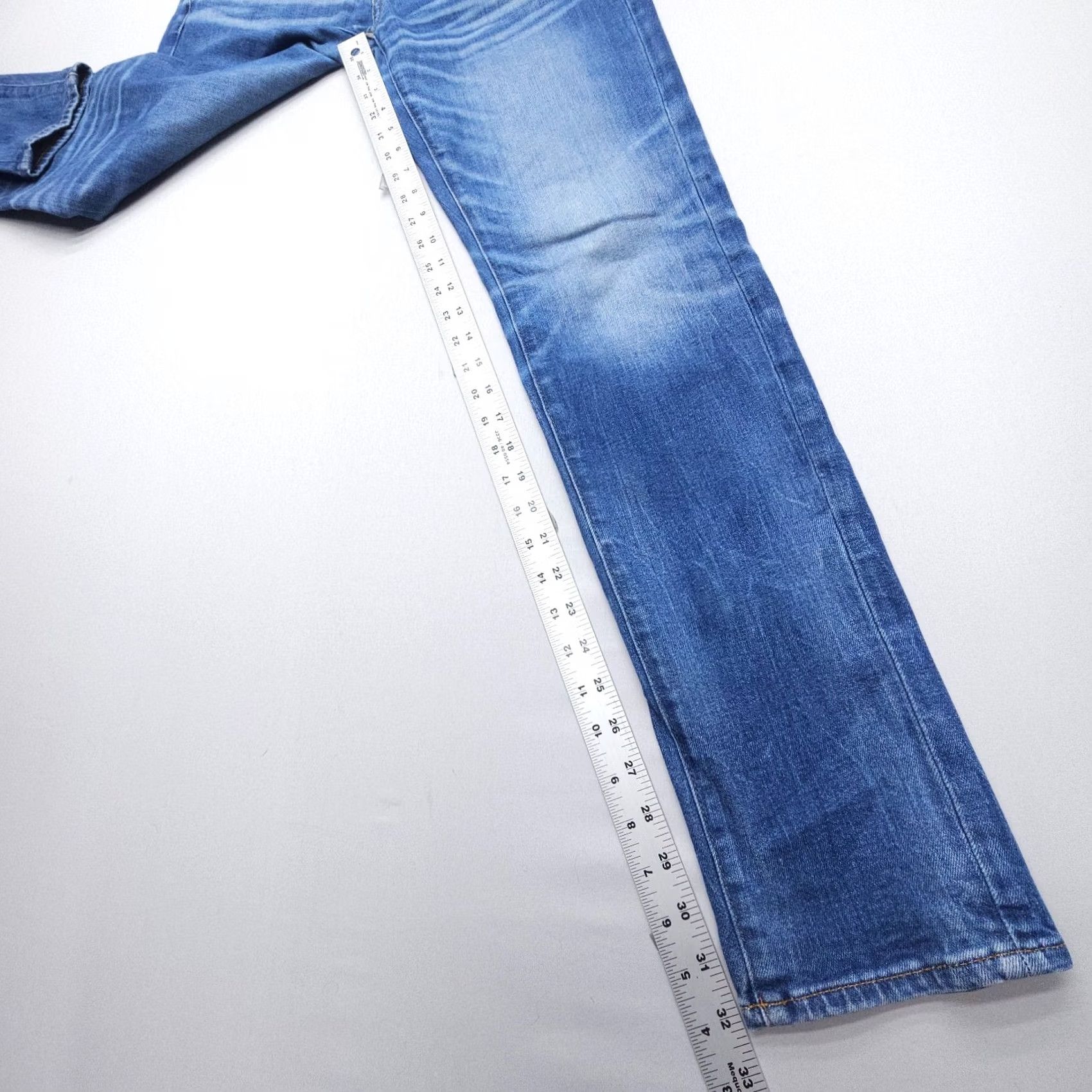 American Eagle Outfitters American Eagle Outfitters Jeans Main Selling Point Slim 32x34 Blue Denim 5-Pocket Mens Regular Leather Logo? Size US 32 / EU 48 - 4 Thumbnail