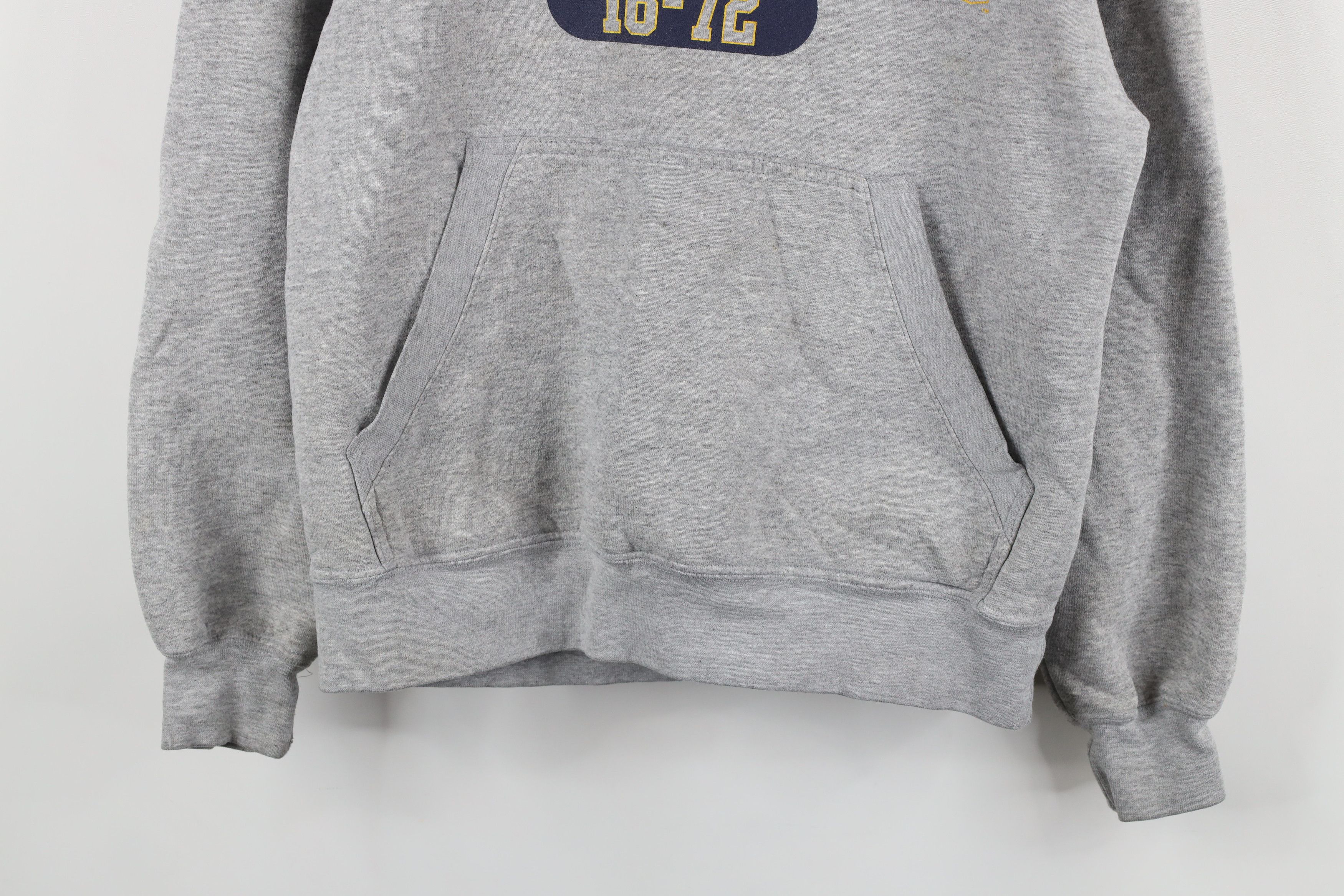 Vintage Vintage Spell Out University of Toledo Hoodie Sweatshirt Size US S / EU 44-46 / 1 - 3 Thumbnail