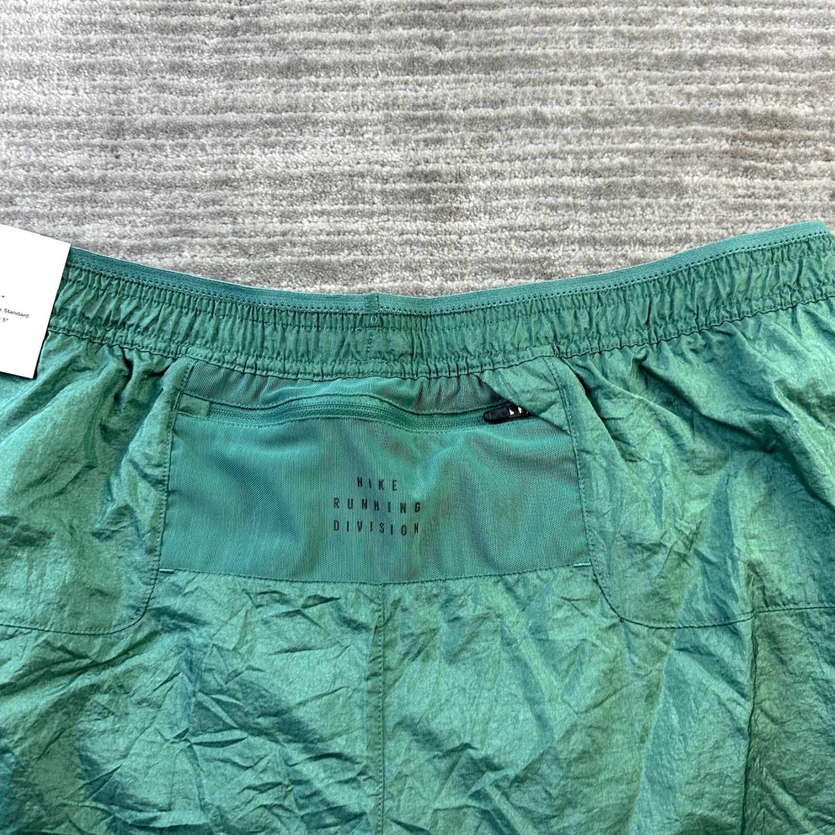 Nike Nike Shorts Mens XL Green 5" Running Division Flex Brief Lined Hybrid Drawstring Pockets Size US 36 / EU 52 - 4 Thumbnail
