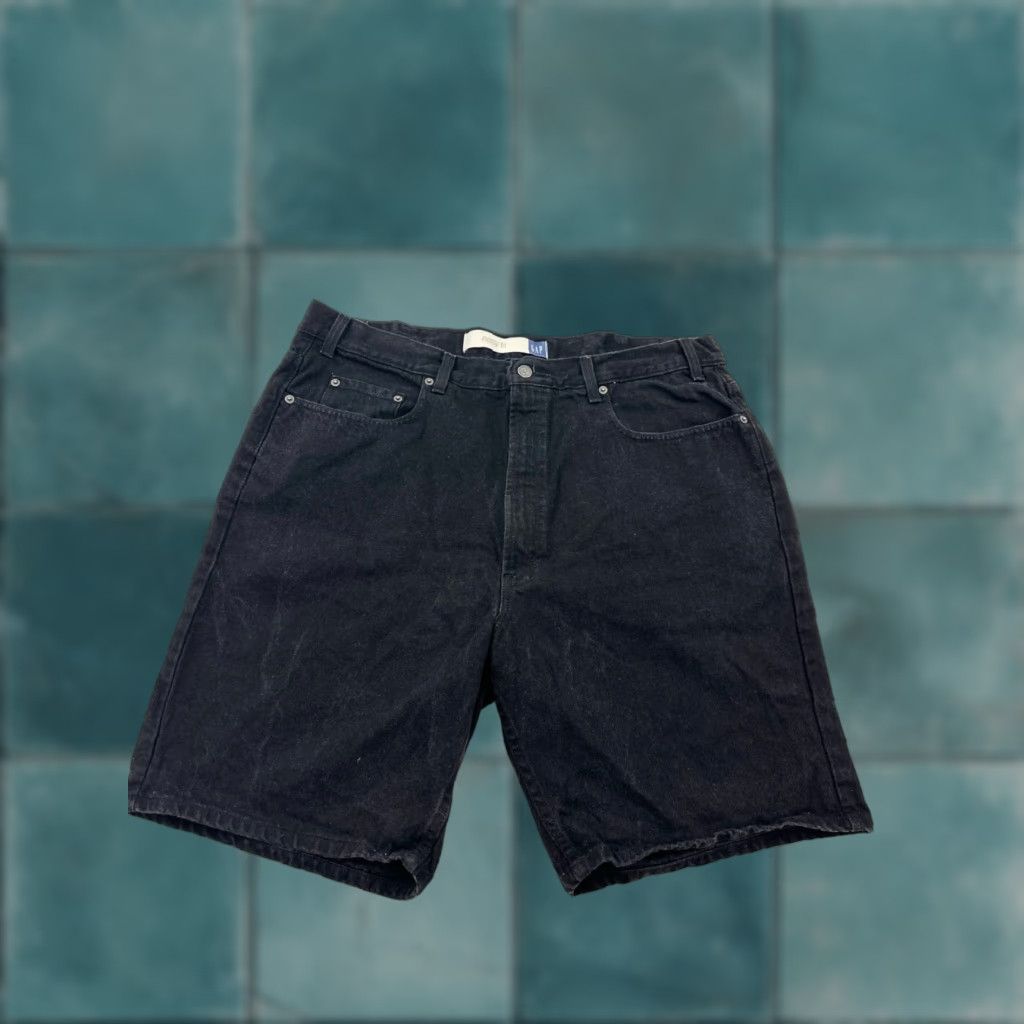 Gap VINTAGE Gap Shorts Men 42 Black Denim Pockets Dark Easy Fit Flat Front Jorts 5-Pocket Design High Rise Chino Casual Mens Black 90s Outdoor Summer Size US 42 / EU 58 - 1 Thumbnail