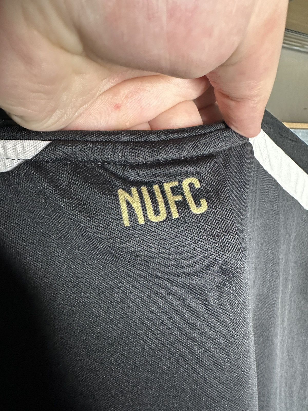 Puma 2014-2015 Newcastle United Puma Home Jersey Football Shirt Size US M / EU 48-50 / 2 - 5 Thumbnail