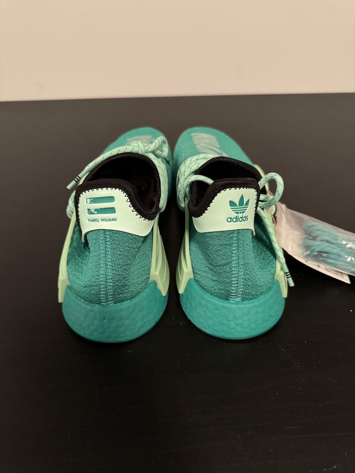 Adidas × Pharrell ADIDAS NMD HU PHARRELL GREEN COMPLEXLAND Size US 9 / EU 42 - 4 Thumbnail