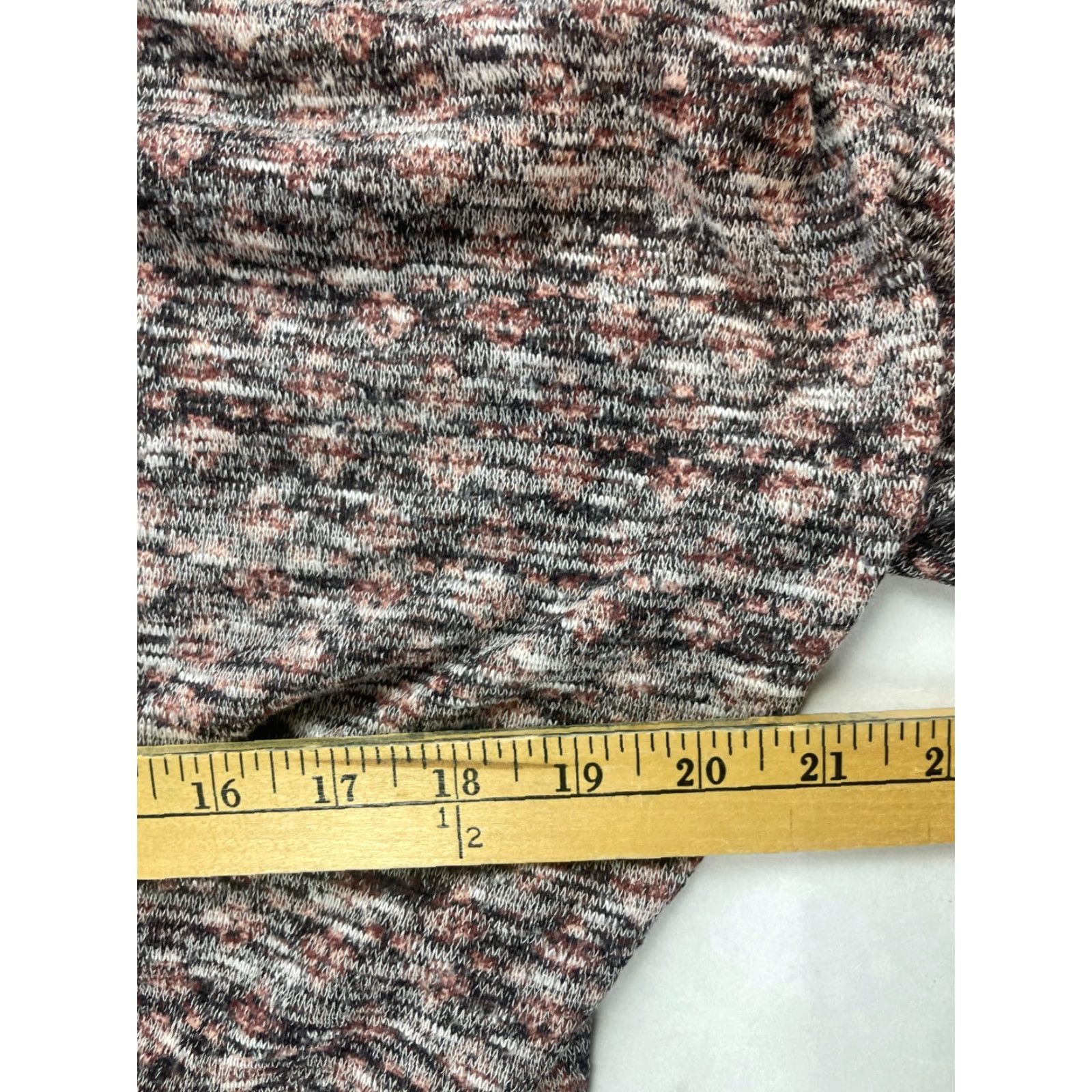 Vintage Daytrip Shirt Women's Size Small Gray White Pink Scoop Neck Crossed Knot Hem Size S / US 4 / IT 40 - 6 Thumbnail