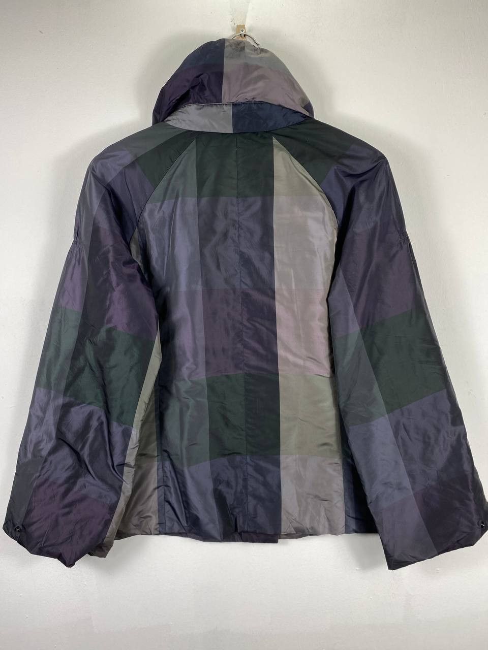 Japanese Brand japanese brands light thin puffer jacket nice design Size M / US 6-8 / IT 42-44 - 10 Thumbnail