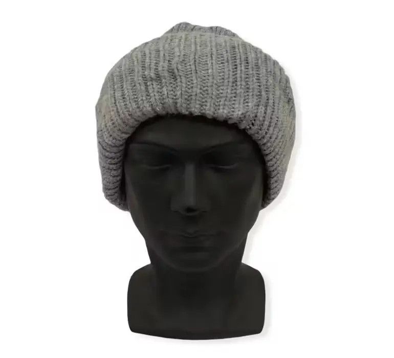 Zara Zara Plain Beanie Hat Size ONE SIZE - 2 Thumbnail