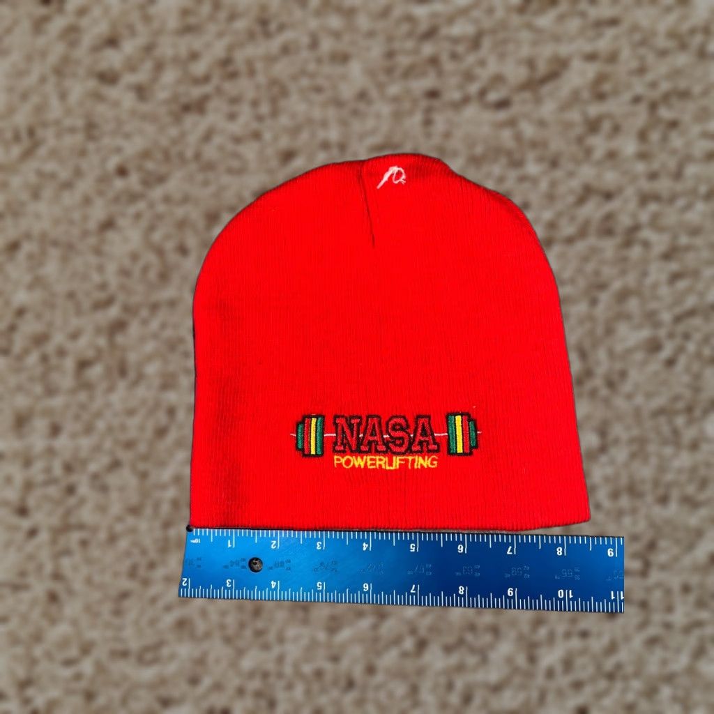 Vintage NASA Beanie Toque Hat Adult One Size Red Knit Acrylic Embroidered Ski Brand: Yupoong Unisex Size ONE SIZE - 1 Thumbnail