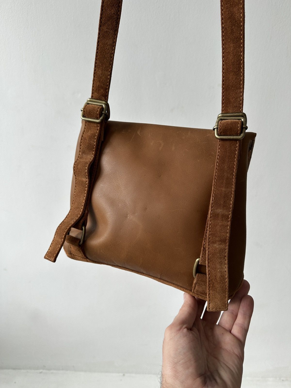 Japanese Brand × Vintage Brown leather shoulder bag backpack with a boho vibe Size ONE SIZE - 3 Thumbnail