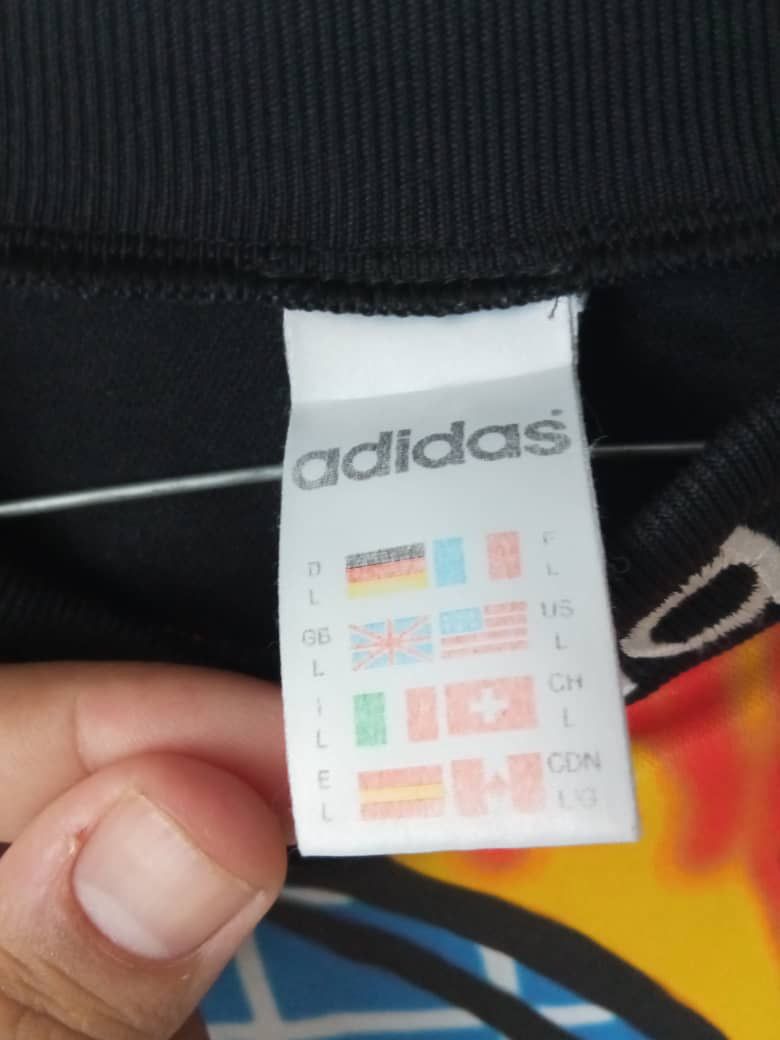 Adidas 90s ADIDAS GOALKEEPER SOCCER JERSEY VINTAGE GRAFFITI ART Size US L / EU 52-54 / 3 - 6 Thumbnail