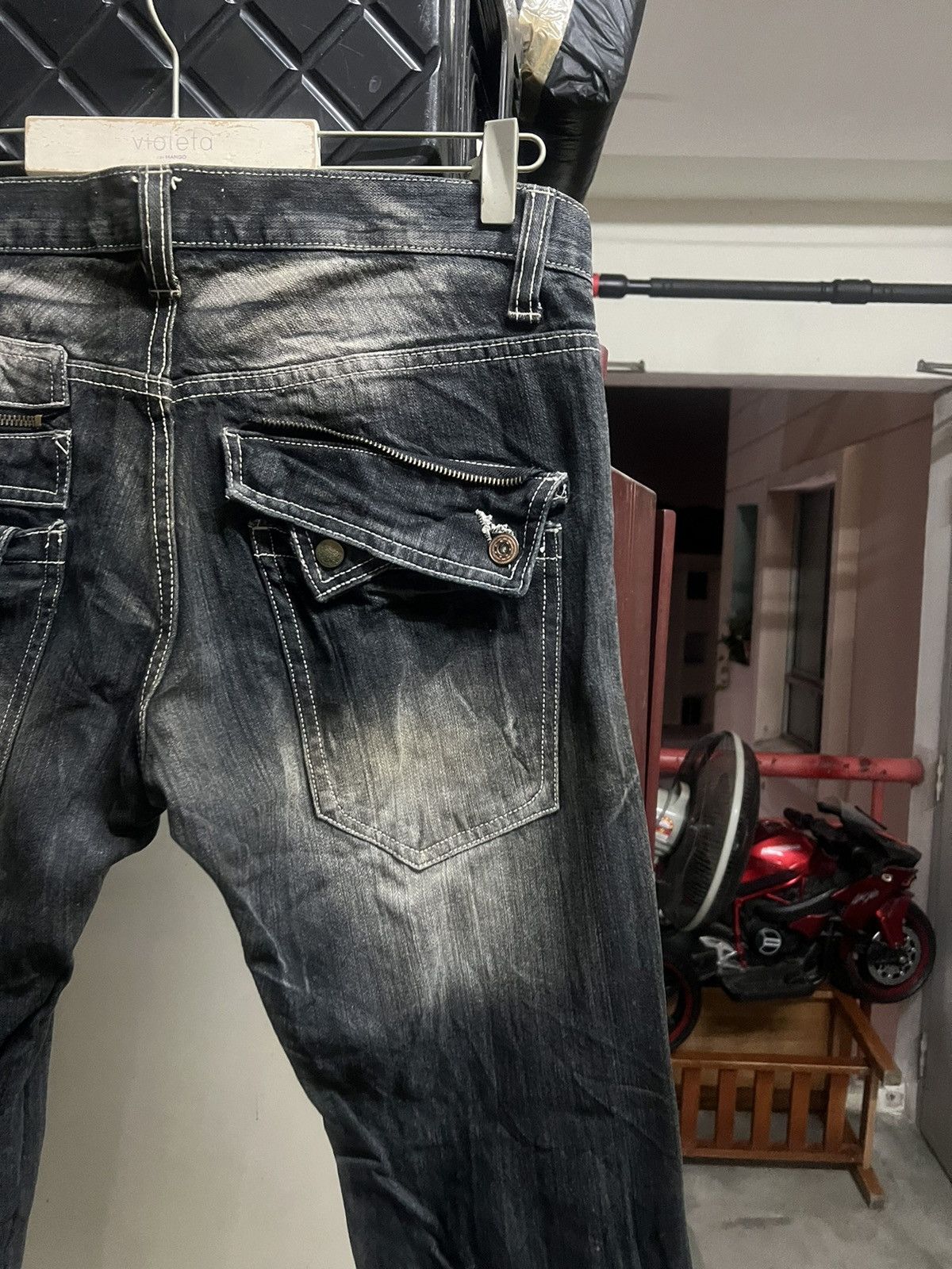 Japanese Brand × Vintage THRASHED RIPPED DENIM PANT Size US 33 - 12 Thumbnail