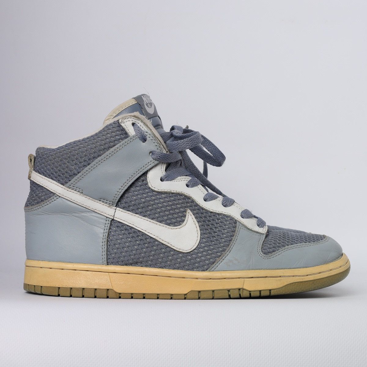 Nike Nike Dunk Vintage 2004 Premium Sneakers Size US 10 / IT 40 - 1 Thumbnail