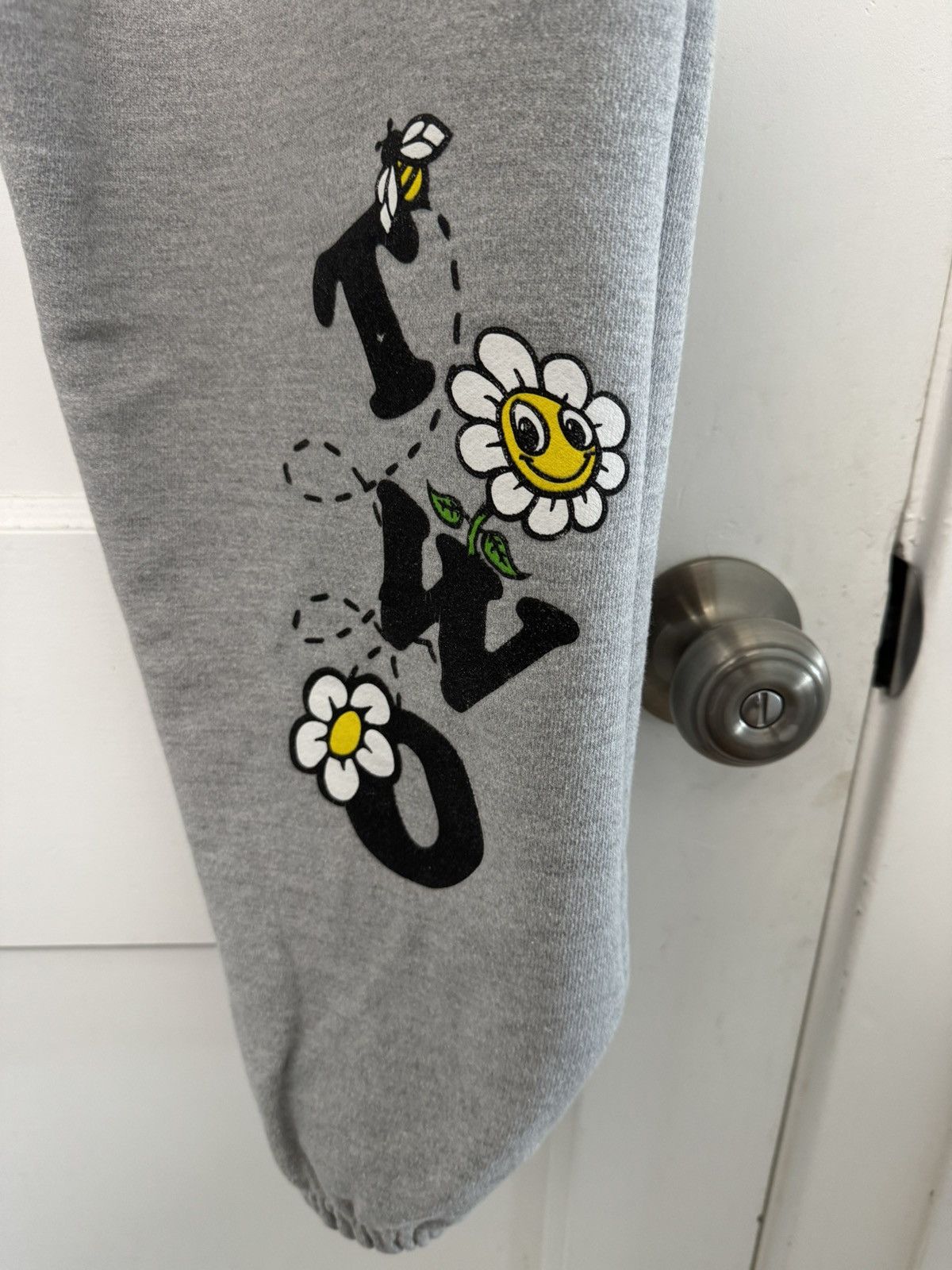 Round Two Round Two Grey Flower Print Sweatpants Size US 38 / EU 54 - 3 Thumbnail