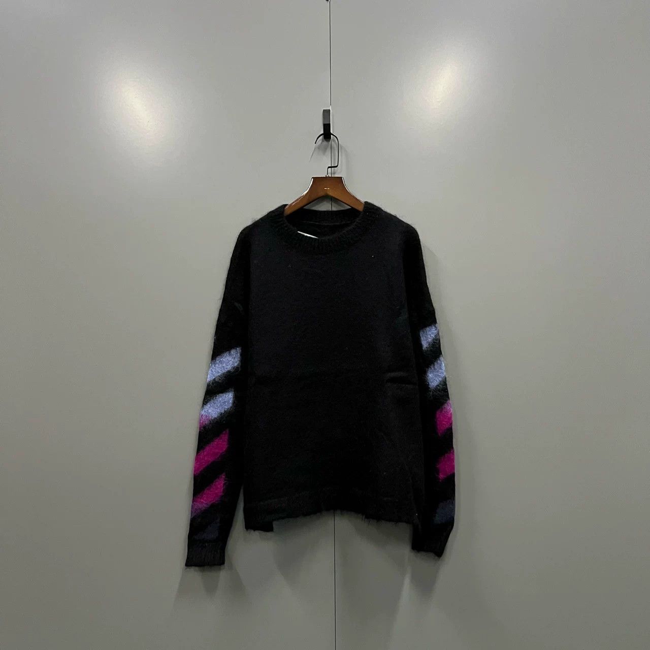 Off-White OFF White Gradient Mohair Printed Sweater Size XXS / US 00 / IT 34 - 1 Thumbnail