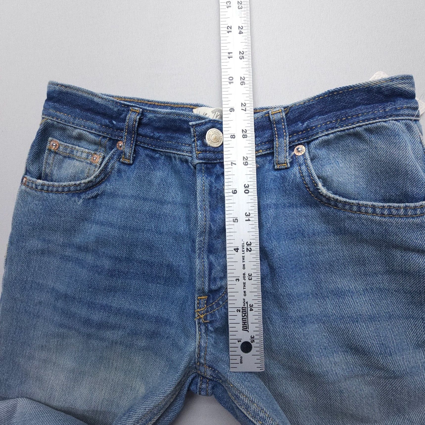 Vintage We The Free Boyfriend Jeans Size 24 Blue Distressed Mid Rise 5-Pocket Women's Size 42" / US 20 - 6 Thumbnail