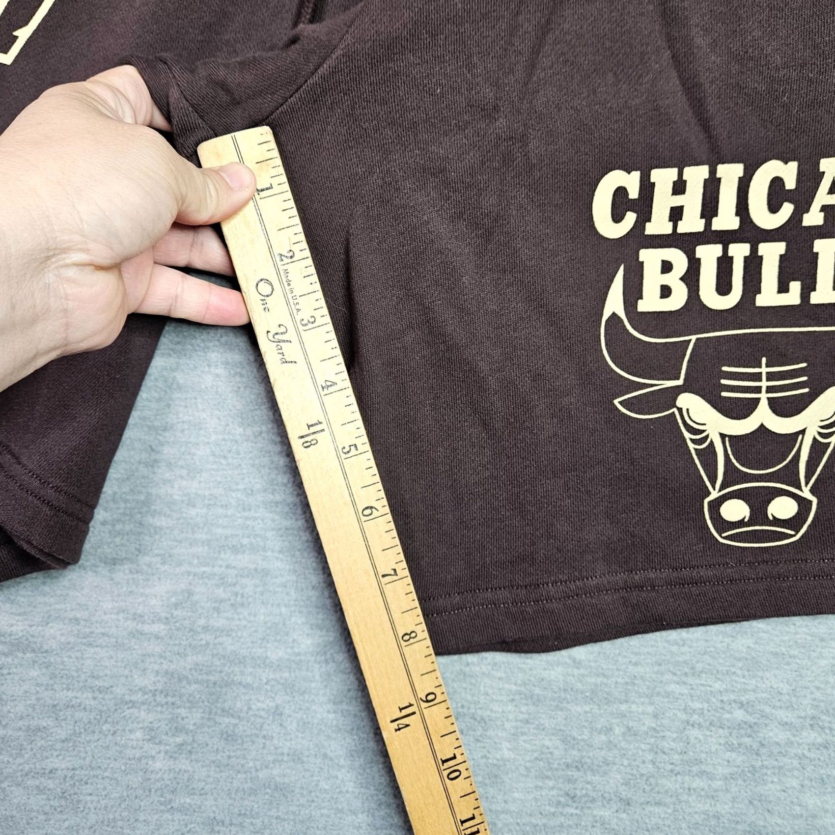 Mitchell & Ness Mitchell & Ness Chicago Bulls Sweat shorts M Brown NBA Finals NEW Size US 31 - 5 Thumbnail