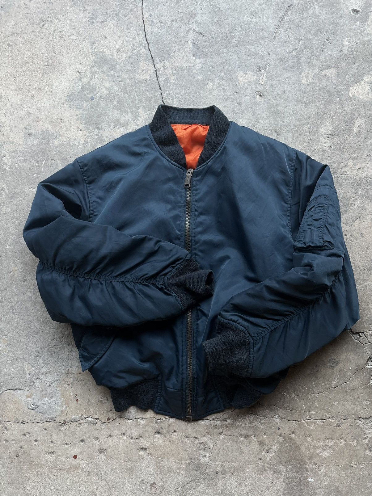 Alpha Industries Reversible MA-1 Bomber Jacket Size L Size US L / EU 52-54 / 3 - 2 Thumbnail
