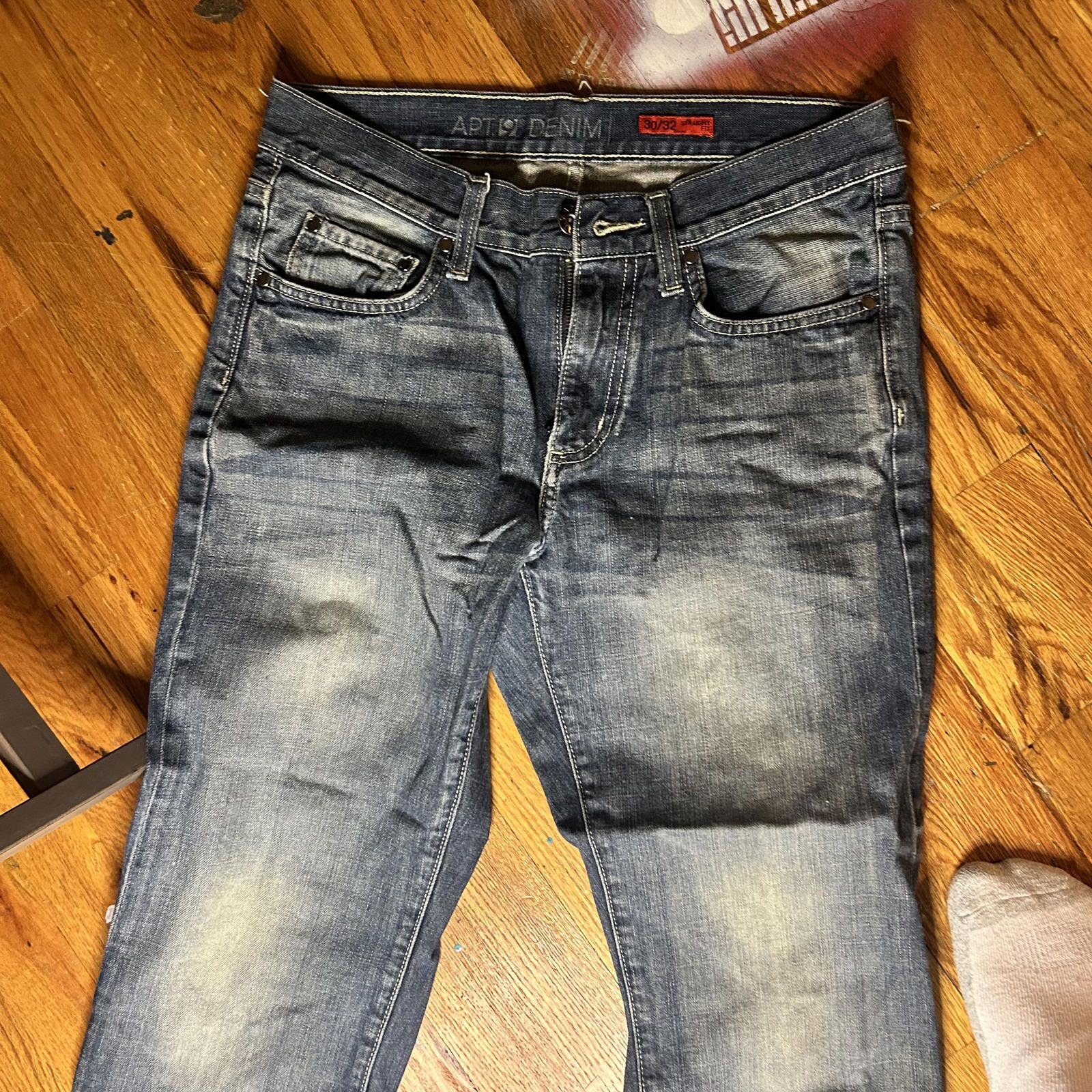 Apt. 9 APT 9 Men's Classic Blue Denim Jeans - Ready for Action! Size US 30 / EU 46 - 1 Thumbnail