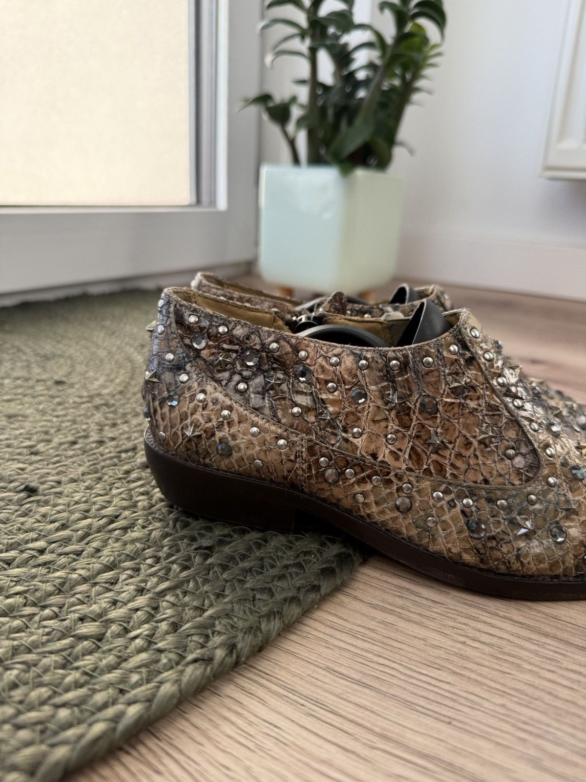 Jimmy Choo Jimmy Choo H&M snakes Leather Low-Top Sneakers White Women Size US 6 / IT 36 - 6 Thumbnail