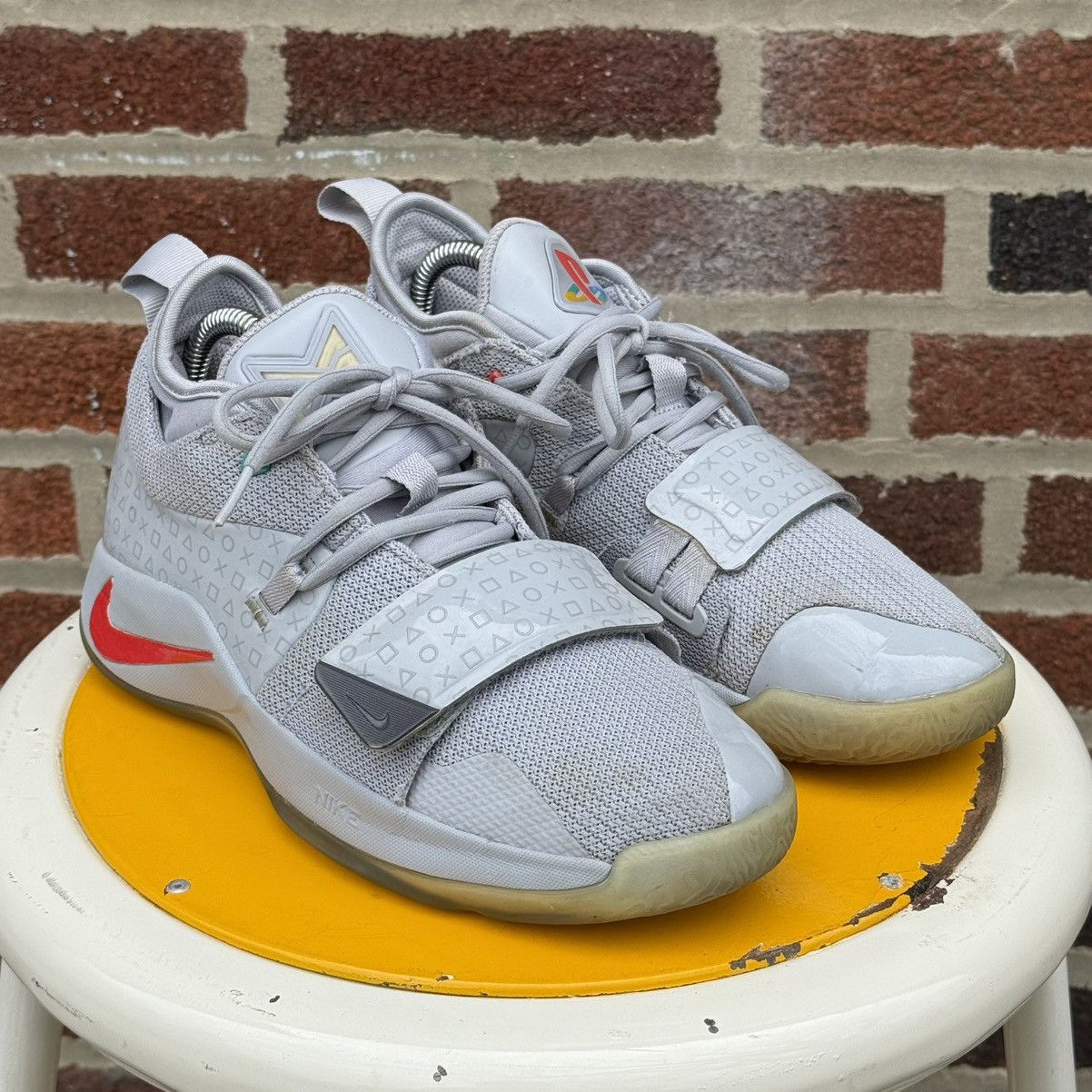 Nike × Playstation × Vintage Nike PG 2.5 x PlayStation Grey Sneakers Size 6Y Size US 6 / EU 39 - 1 Thumbnail