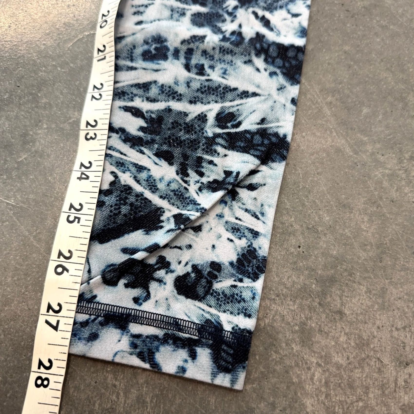Lululemon VINTAGE Lululemon Align Legging Engineered Indigo Lace Starlight Multi 28" Athleisure 2 Women XS- Regular? Size 26" / US 2 / IT 38 - 6 Thumbnail