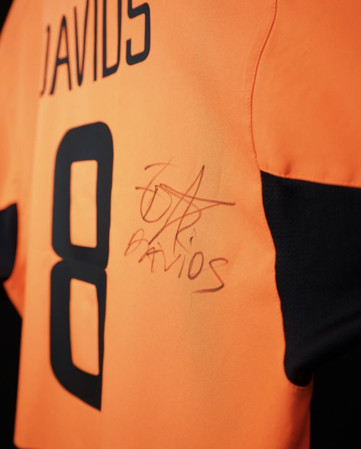 Nike Edgar Davids signed 2002-03 Holland Soccer Jersey Size US S / EU 44-46 / 1 - 3 Thumbnail