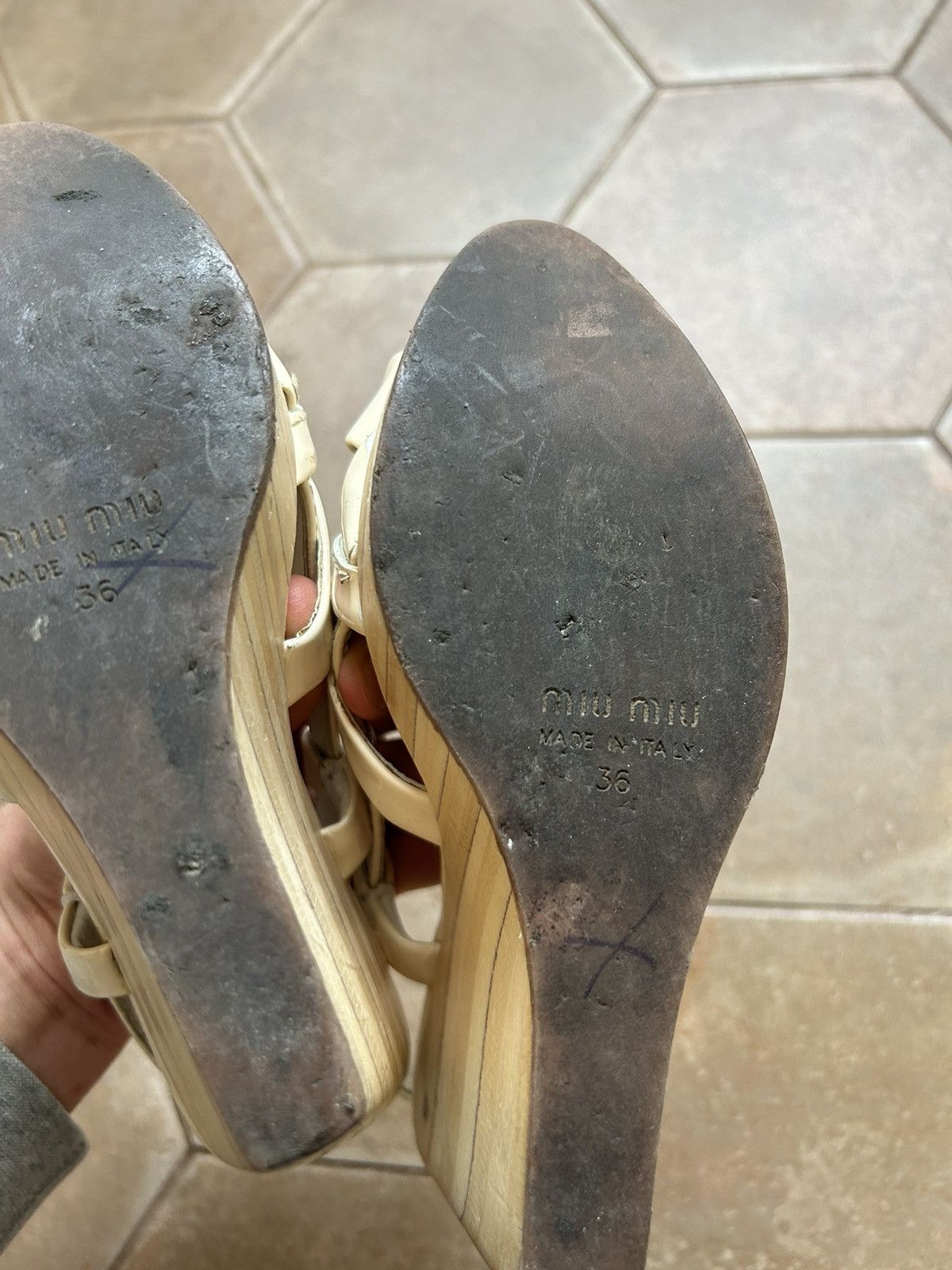 Miu Miu Miu Miu Leather Wooden Clogs Size US 6 / IT 36 - 7 Thumbnail