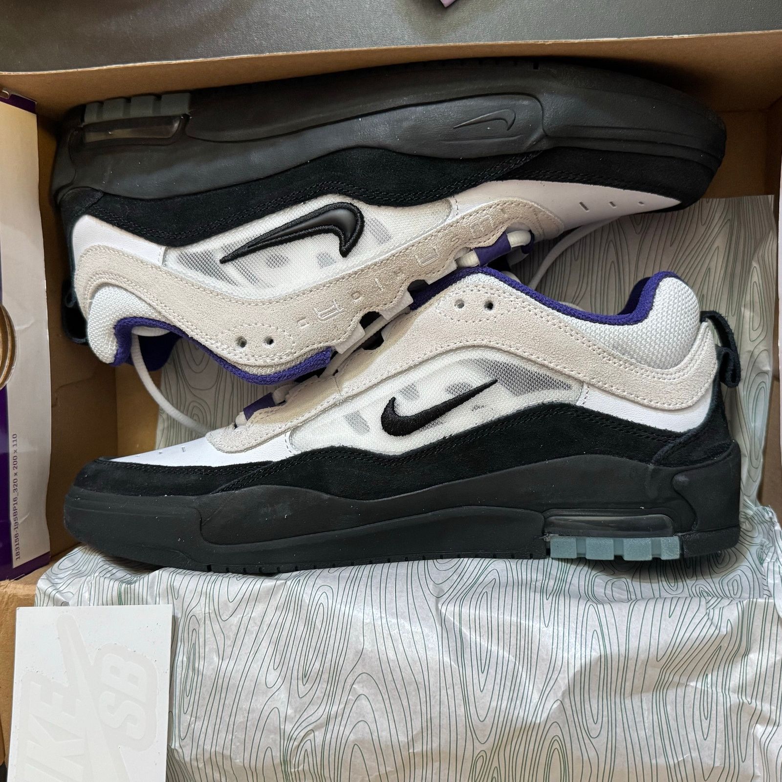 Nike •NEW• Nike SB Air Max Ishod • Size 9.5/ 11W ‘Court Purple’ Size US 9.5 / EU 42-43 - 2 Thumbnail