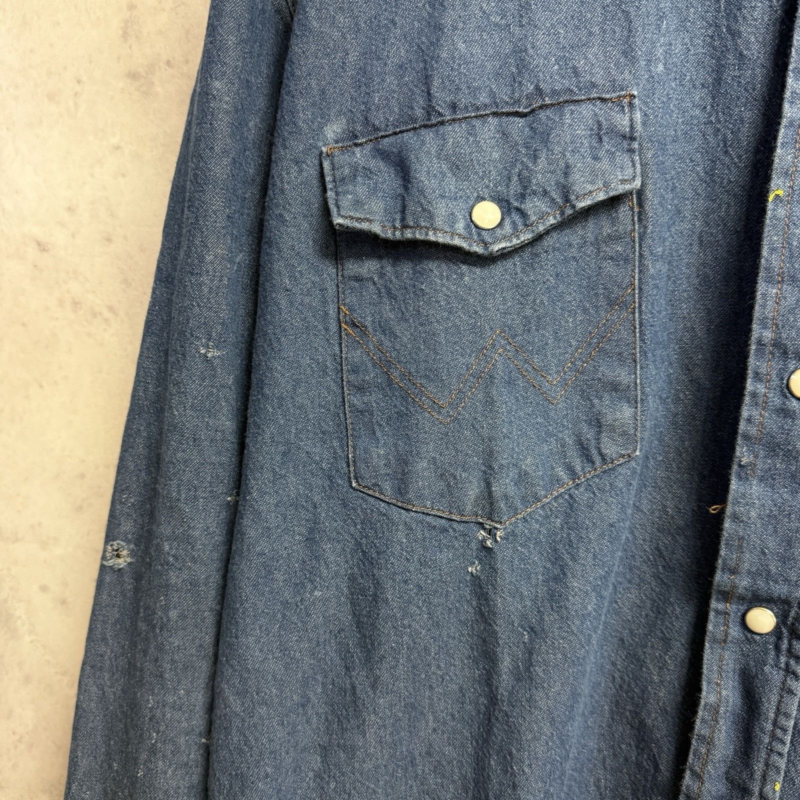 Wrangler Vintage Wrangler Denim Pearl Snap Shirt Mens XL 26x31 Long S Size US XL / EU 56 / 4 - 4 Thumbnail