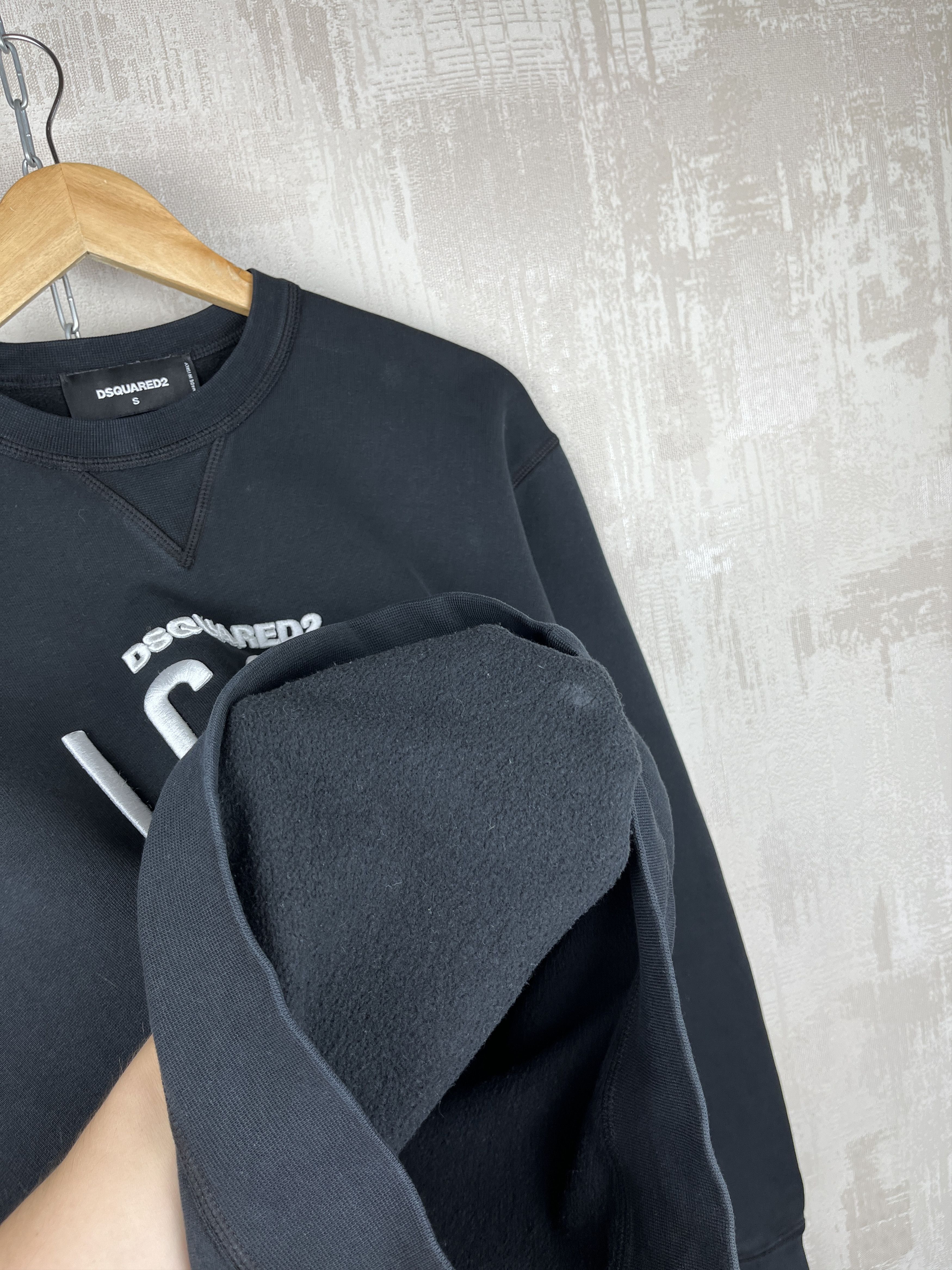 Dsquared2 Dsquared2 ICON Embroidered Logo Crew Neck Sweatshirt Size US S / EU 44-46 / 1 - 11 Thumbnail