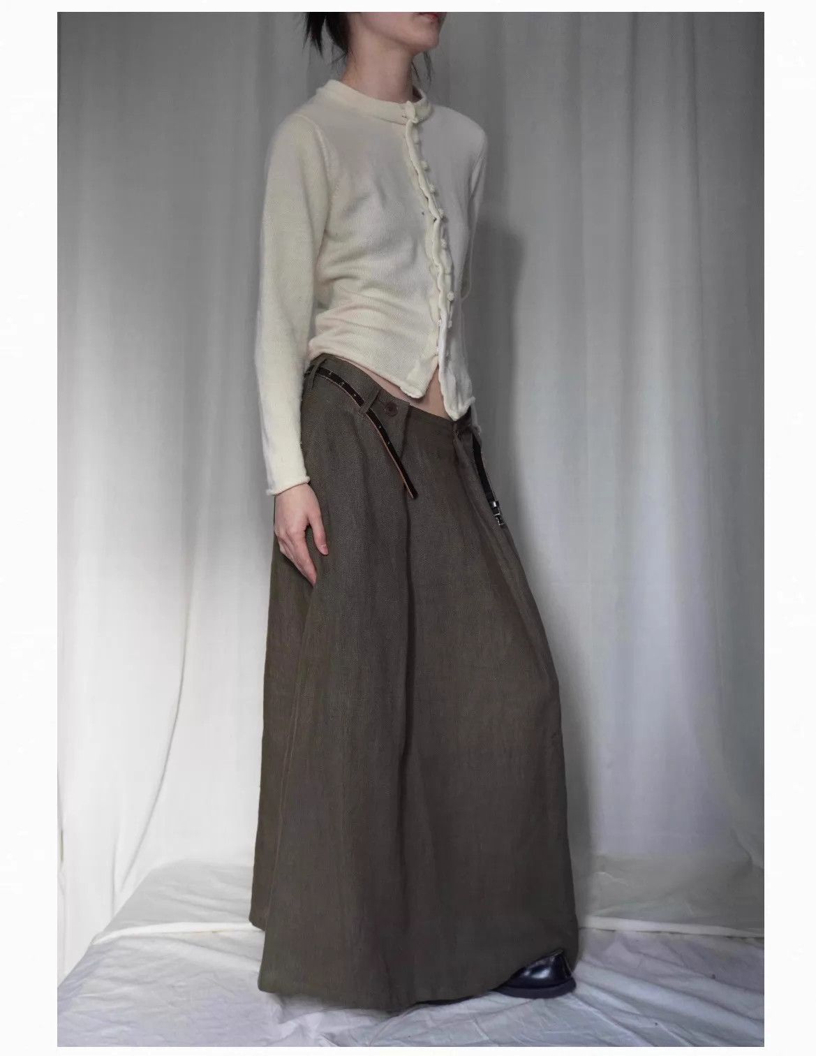Yohji Yamamoto YOHJI YAMAMOTO 1998 Wool Knit Velvet Bamboo Buttons White Size S / US 4 / IT 40 - 1 Thumbnail