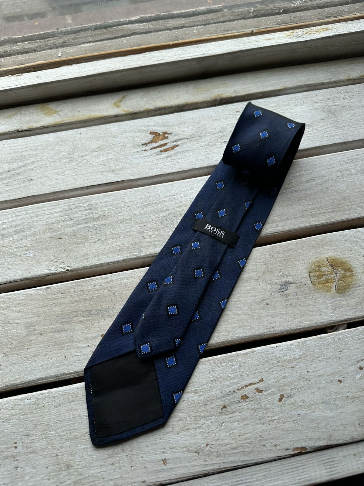 Hugo Boss 🚨Hugo Boss Tie LUXURY VINTAGE RARE OLD MONEY BASIC Size ONE SIZE - 1 Thumbnail