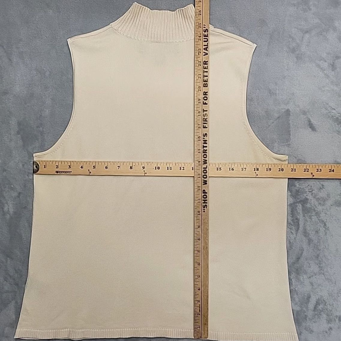 Vintage Josephine Chaus Top Women L Cream Sleeveless Silk Blend Classic Capsule Wardrobe Shirt Size L / US 10 / IT 46 - 6 Thumbnail
