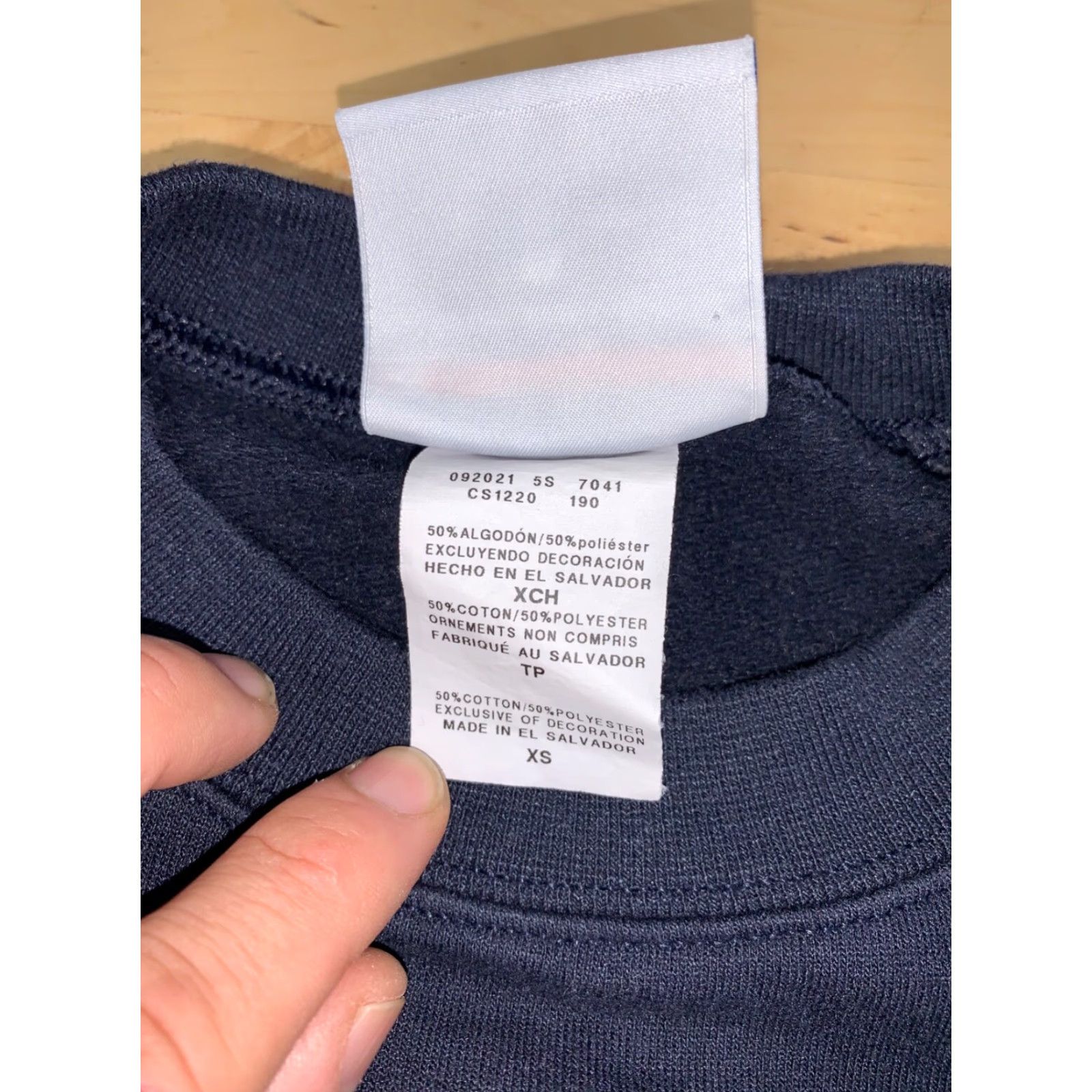 Champion Champion Pullover Sweatshirt Unisex Adults XS Blue Crew Neck University Pattern Solid 10528 Size US XS / EU 42 / 0 - 4 Thumbnail