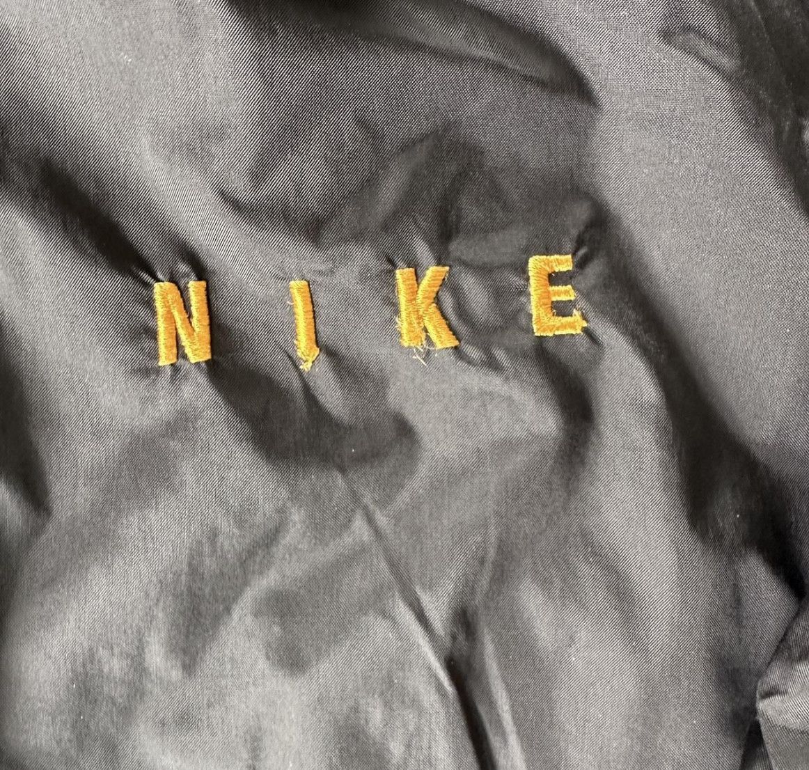 Nike Vintage nike windbreaker Size US L / EU 52-54 / 3 - 5 Thumbnail