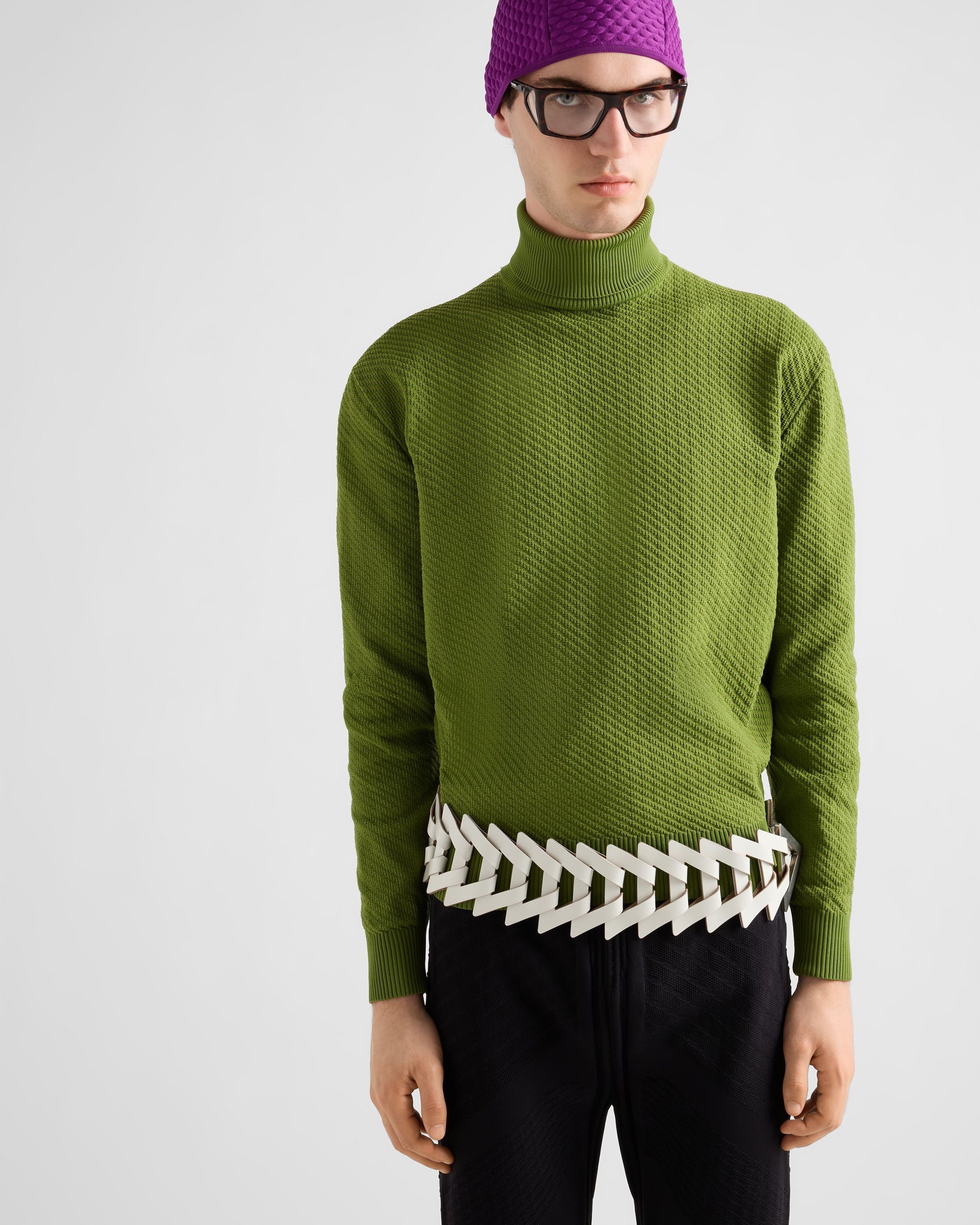 Prada o1bcso1str1025 Re-Nylon Turtleneck Sweater in Green Size US S / EU 44-46 / 1 - 5 Thumbnail